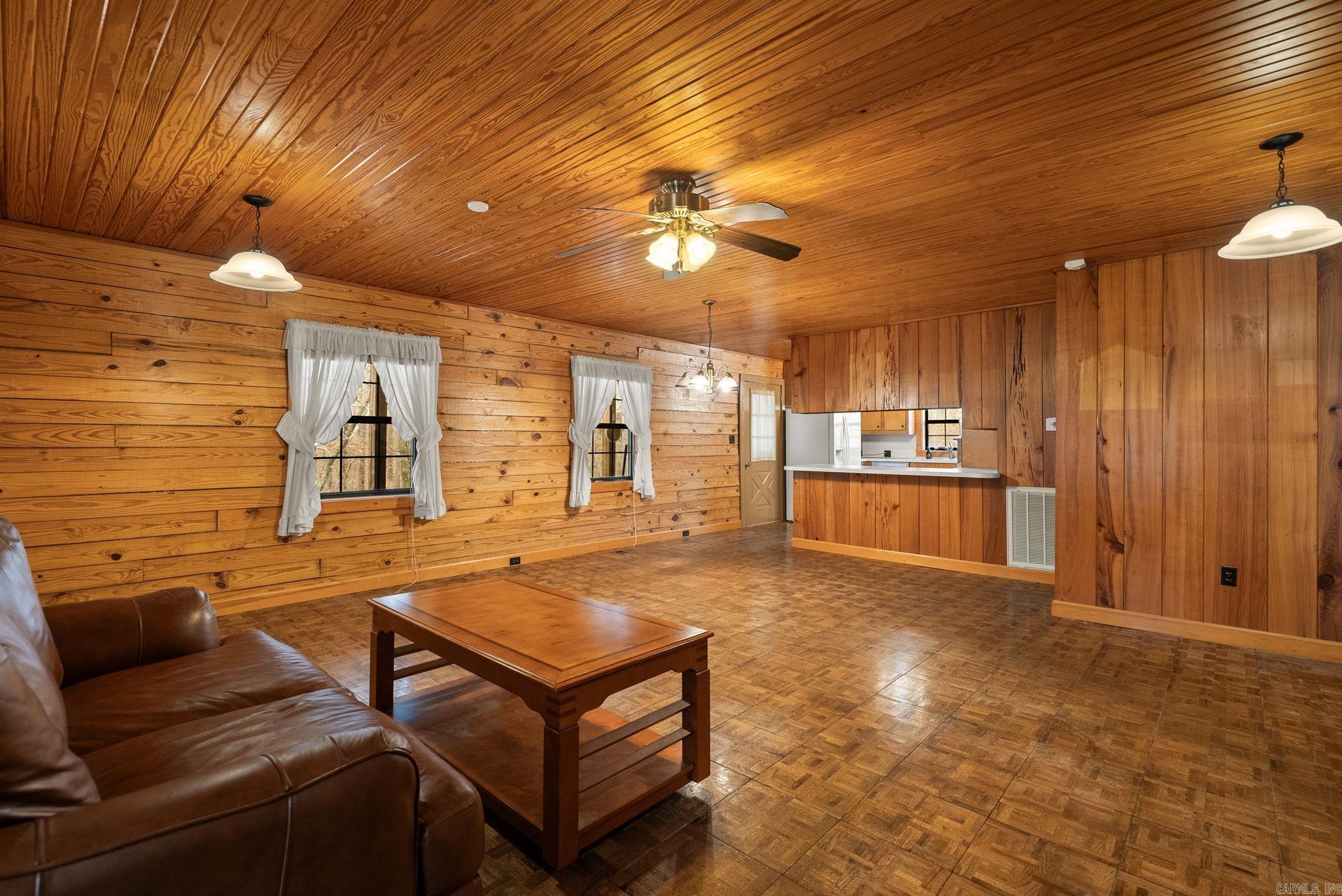 20314 Lake Vista  Roland, AR