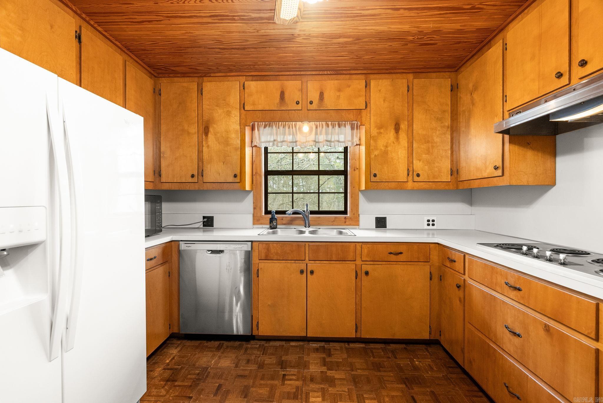 20314 Lake Vista  Roland, AR