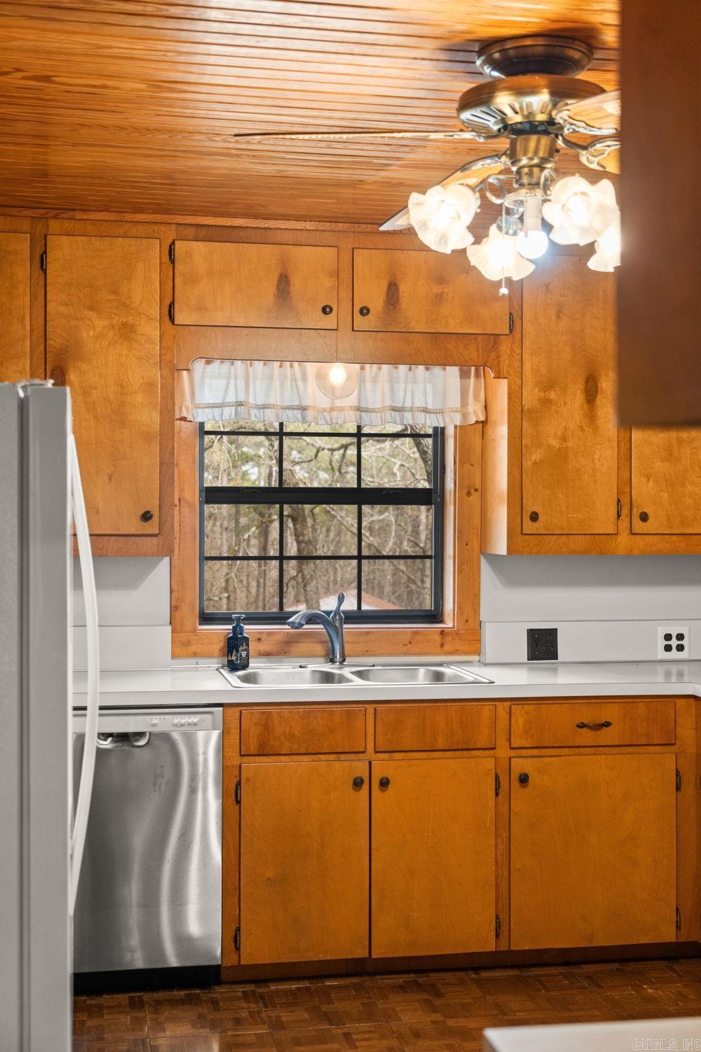 20314 Lake Vista  Roland, AR