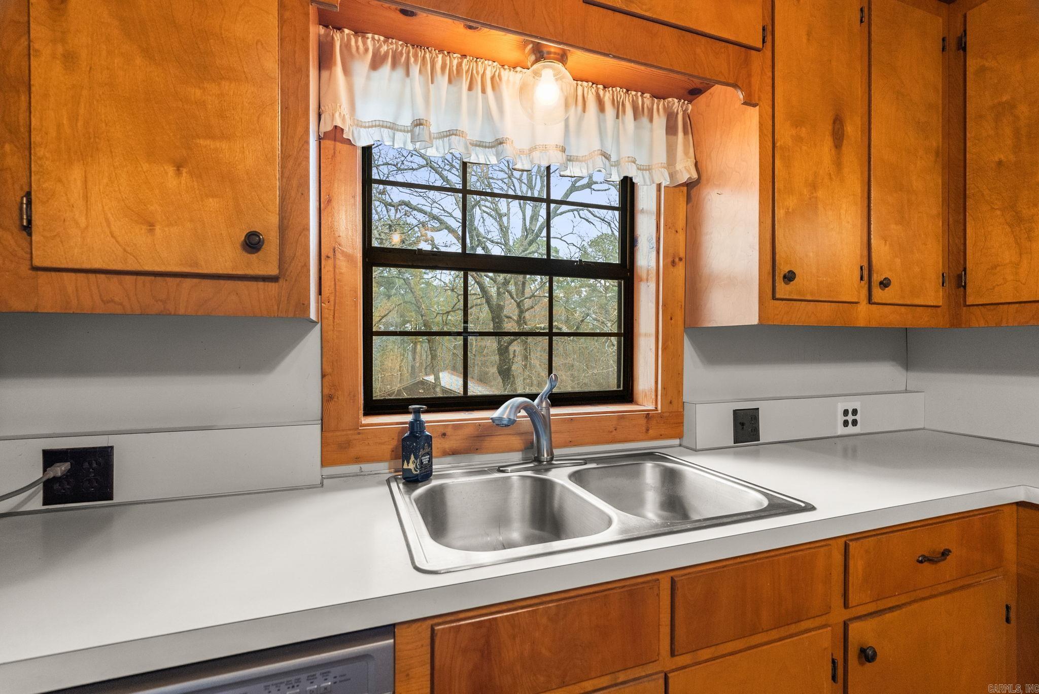 20314 Lake Vista  Roland, AR