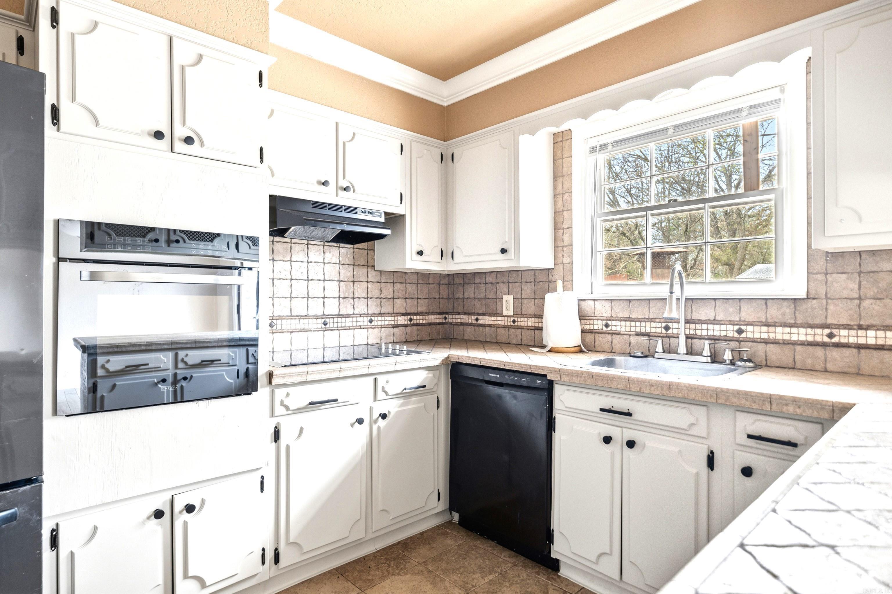 101 Pine Vista  Hot Springs, AR