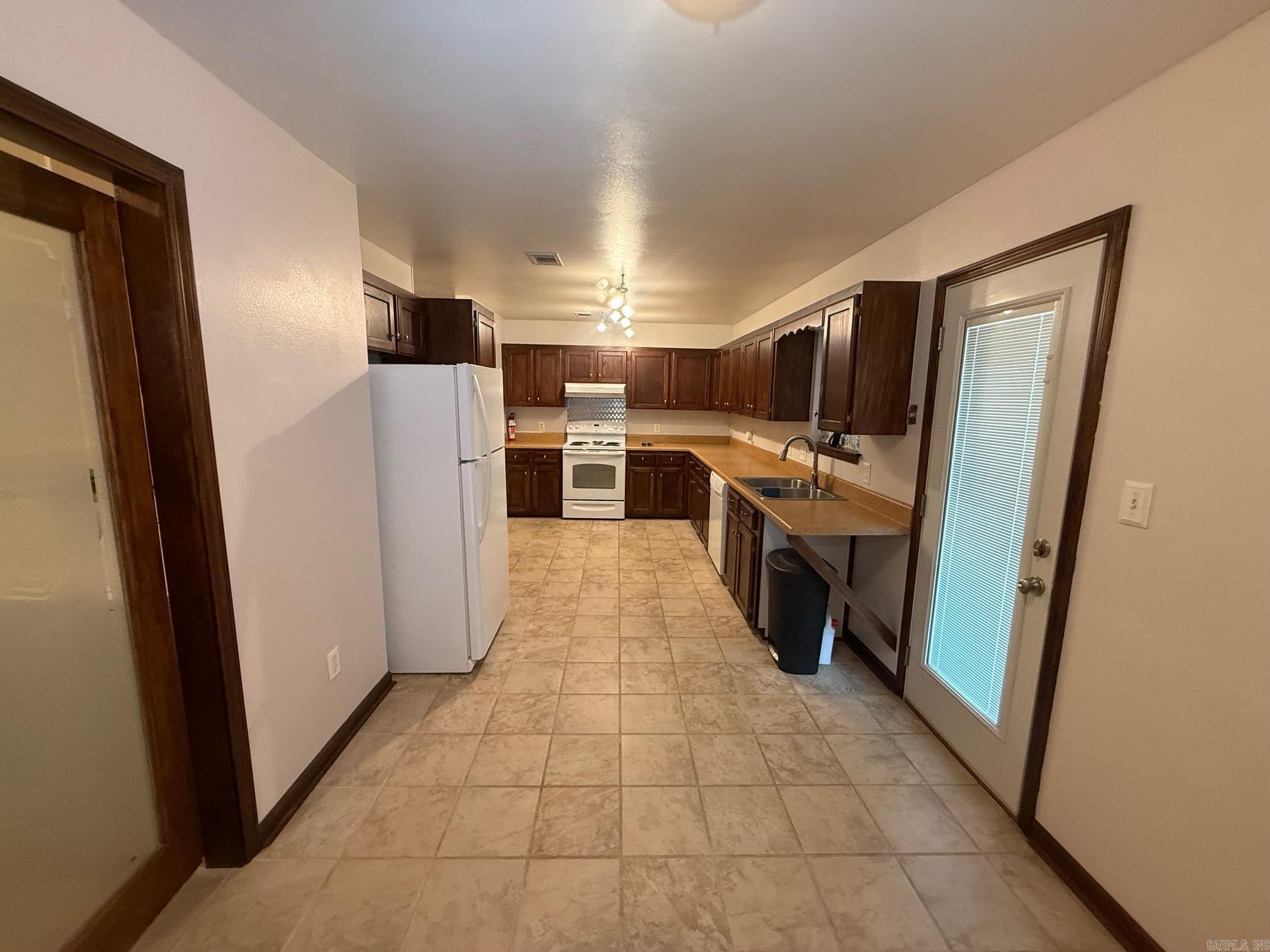 2006 Cedarwood Cove Bryant, AR 72022-2358