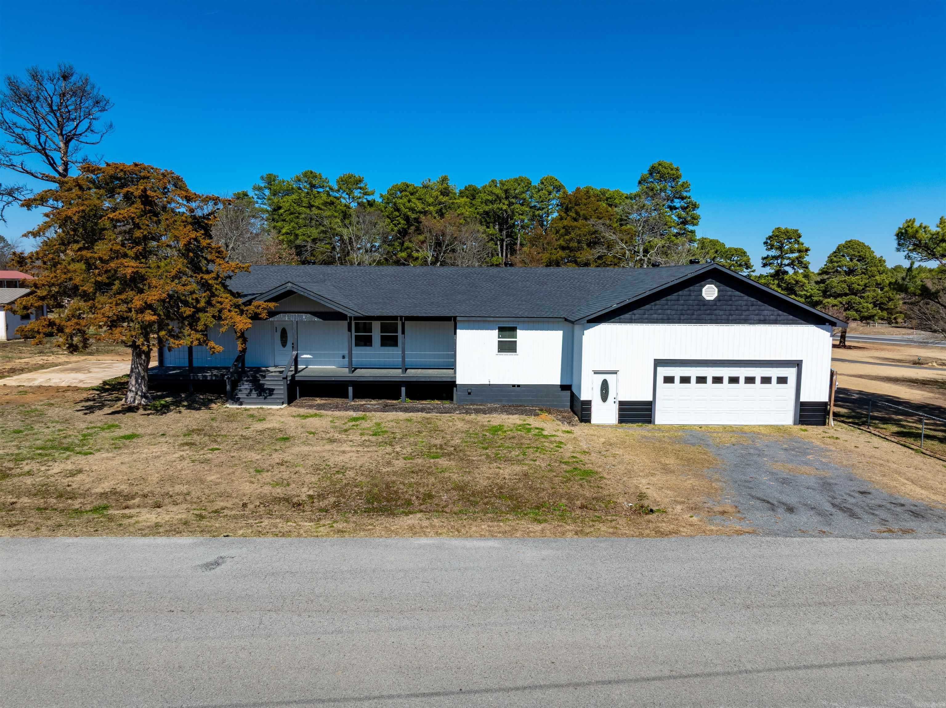 30 Lynndale Dr  Pleasant Plains, AR