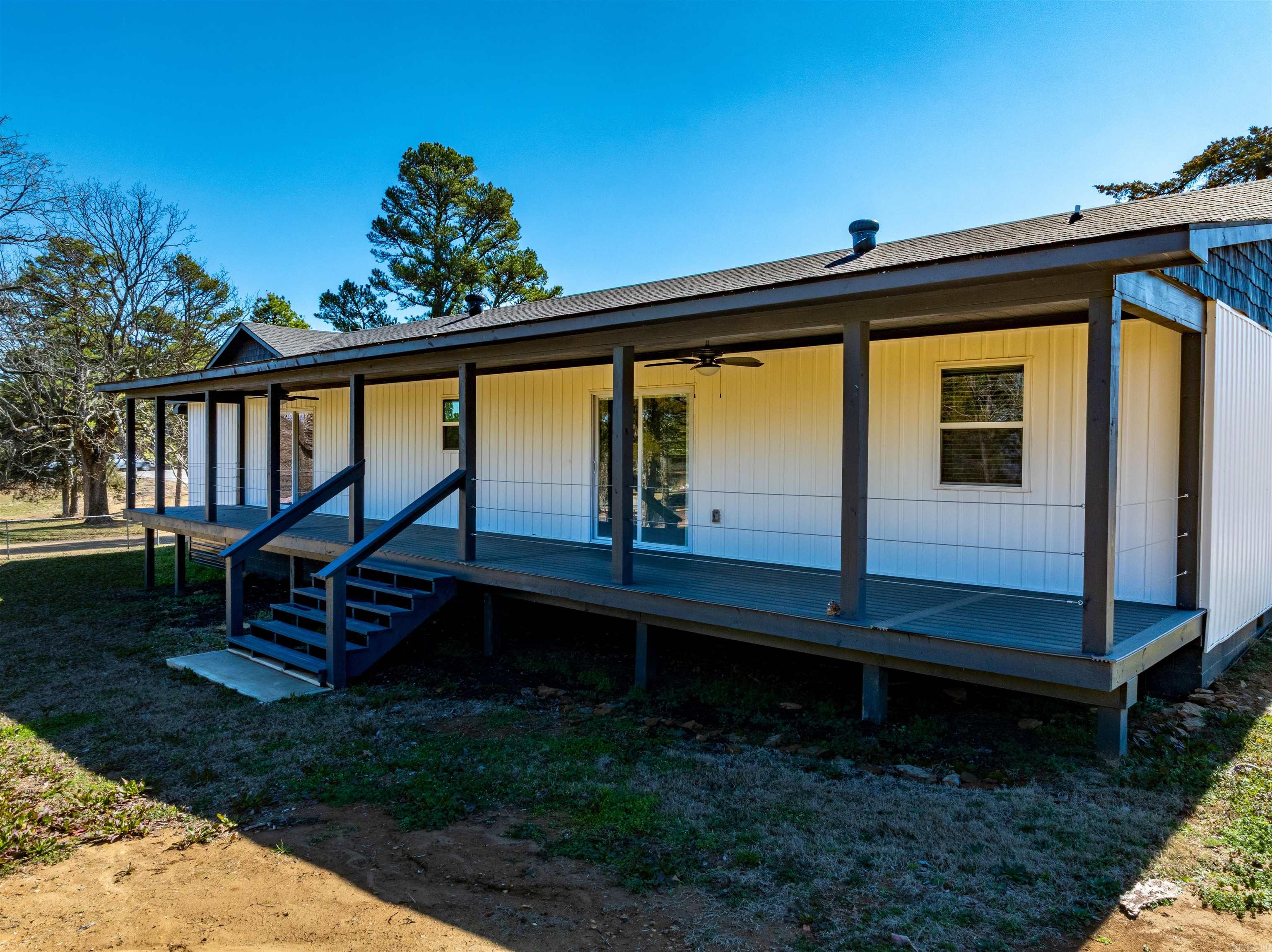 30 Lynndale Dr  Pleasant Plains, AR