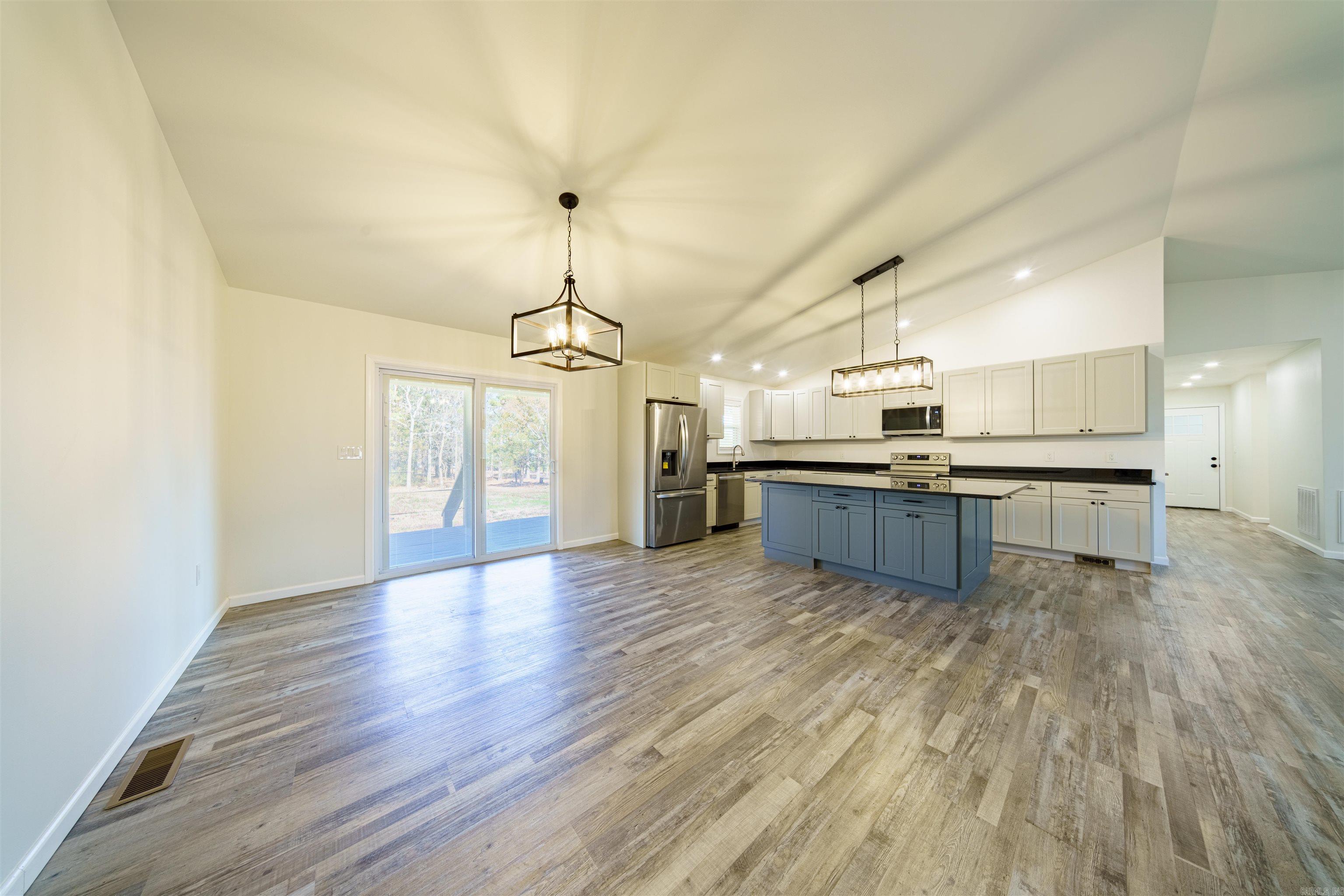 30 Lynndale Dr  Pleasant Plains, AR