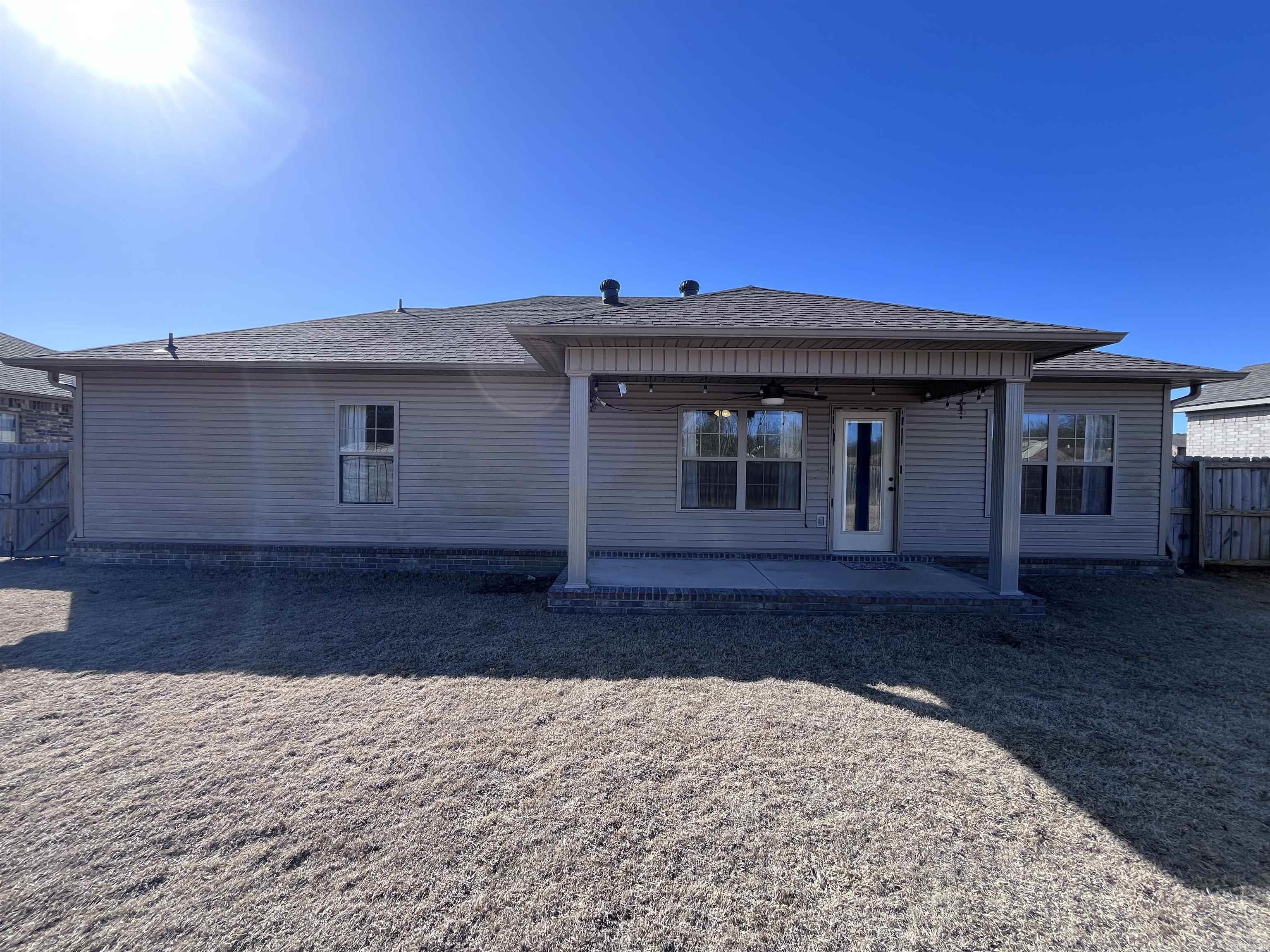 20 Grand Stand  Austin, AR