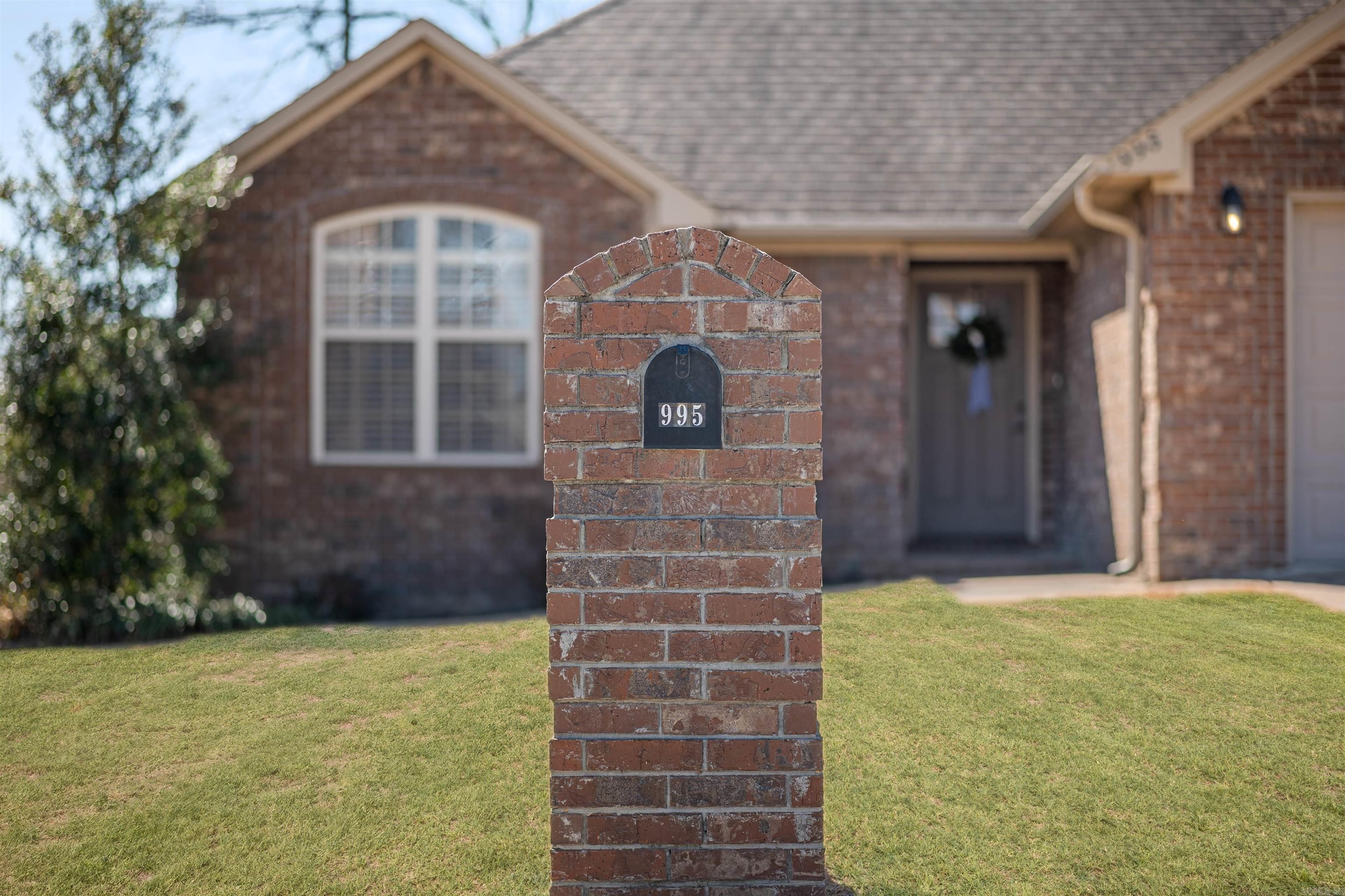 995 Russell Hill  Jonesboro, AR