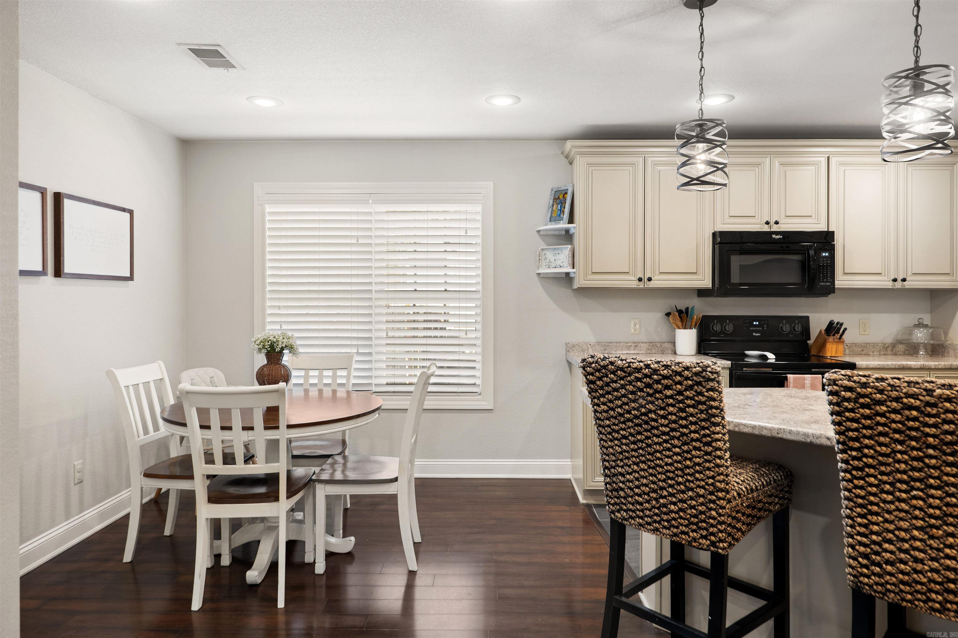 995 Russell Hill  Jonesboro, AR