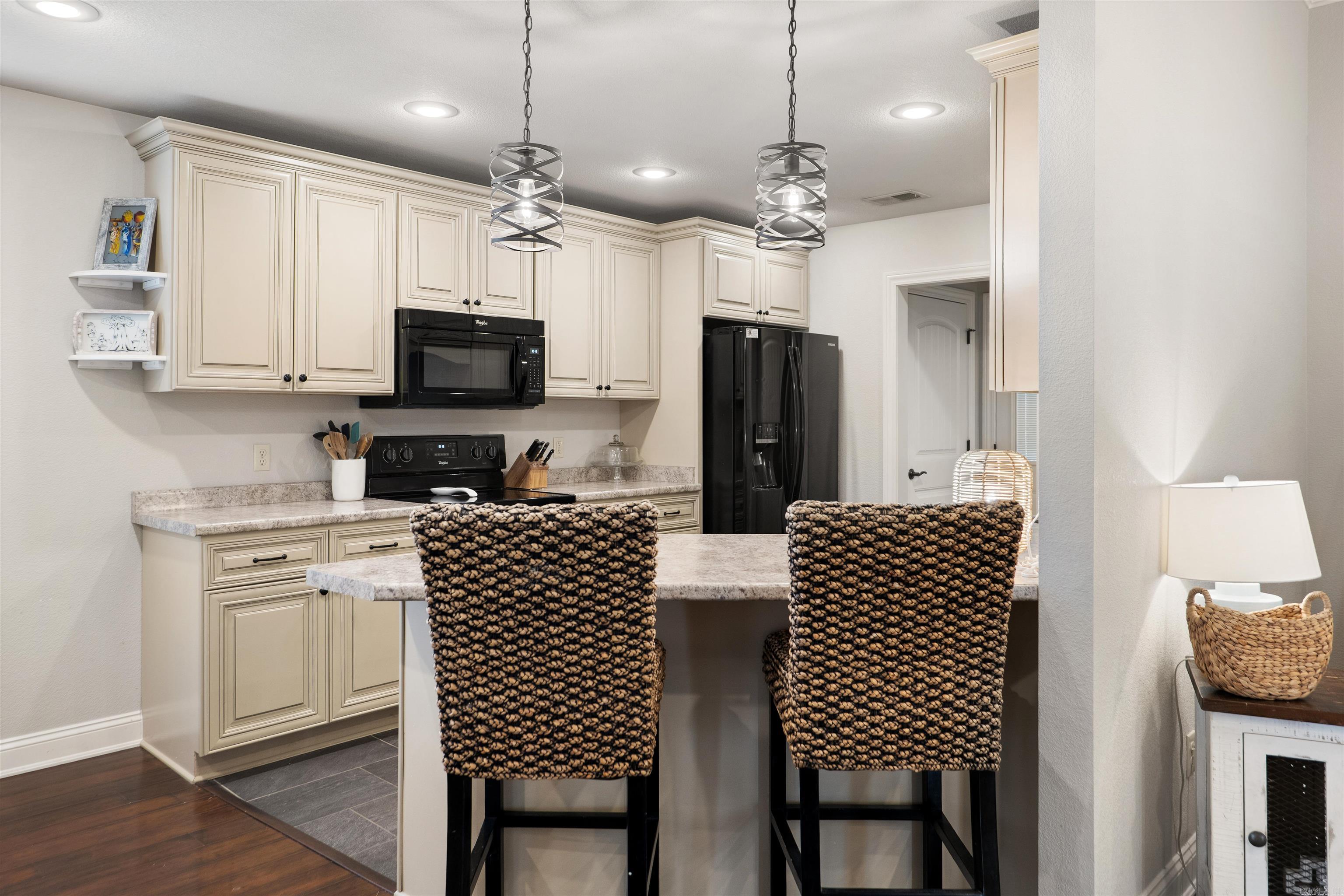 995 Russell Hill  Jonesboro, AR