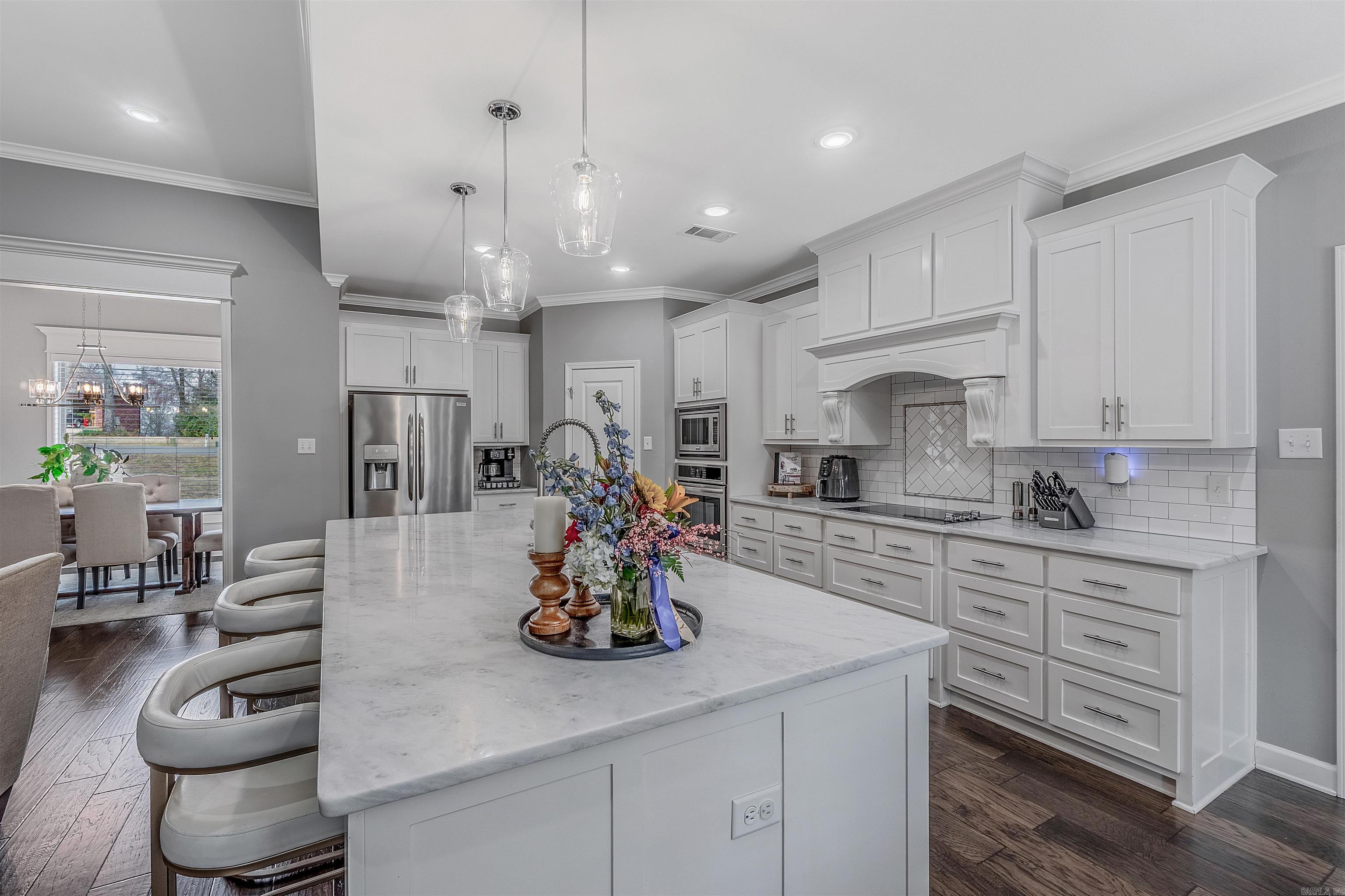 15611 Scenic Point Dr  North Little Rock, AR