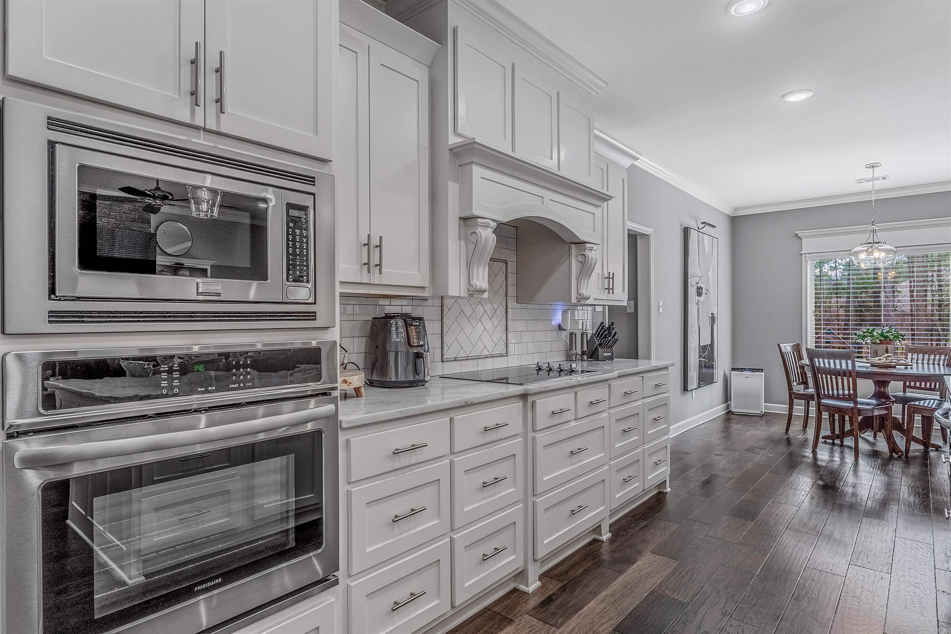 15611 Scenic Point Dr  North Little Rock, AR