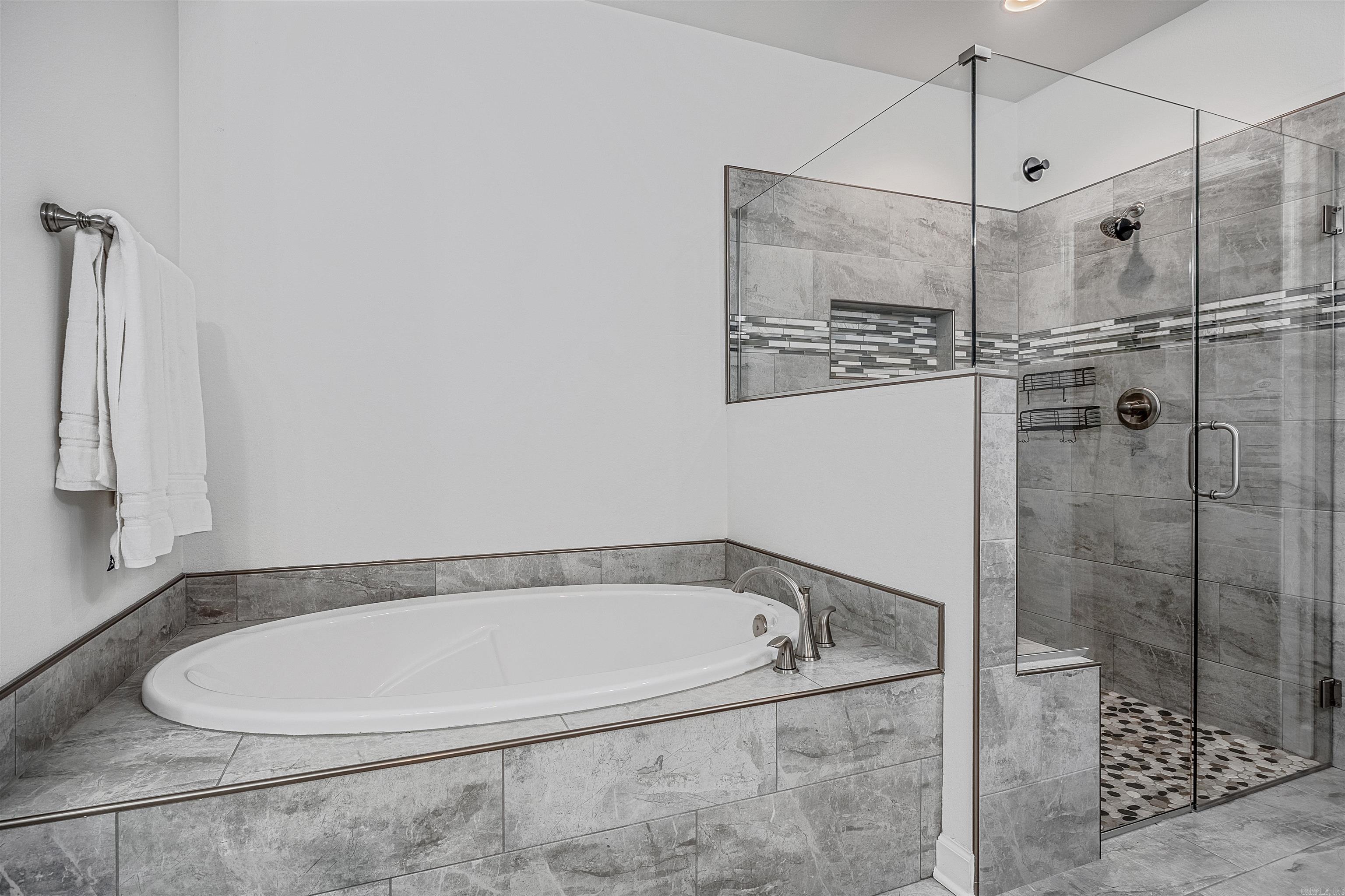 15611 Scenic Point Dr  North Little Rock, AR