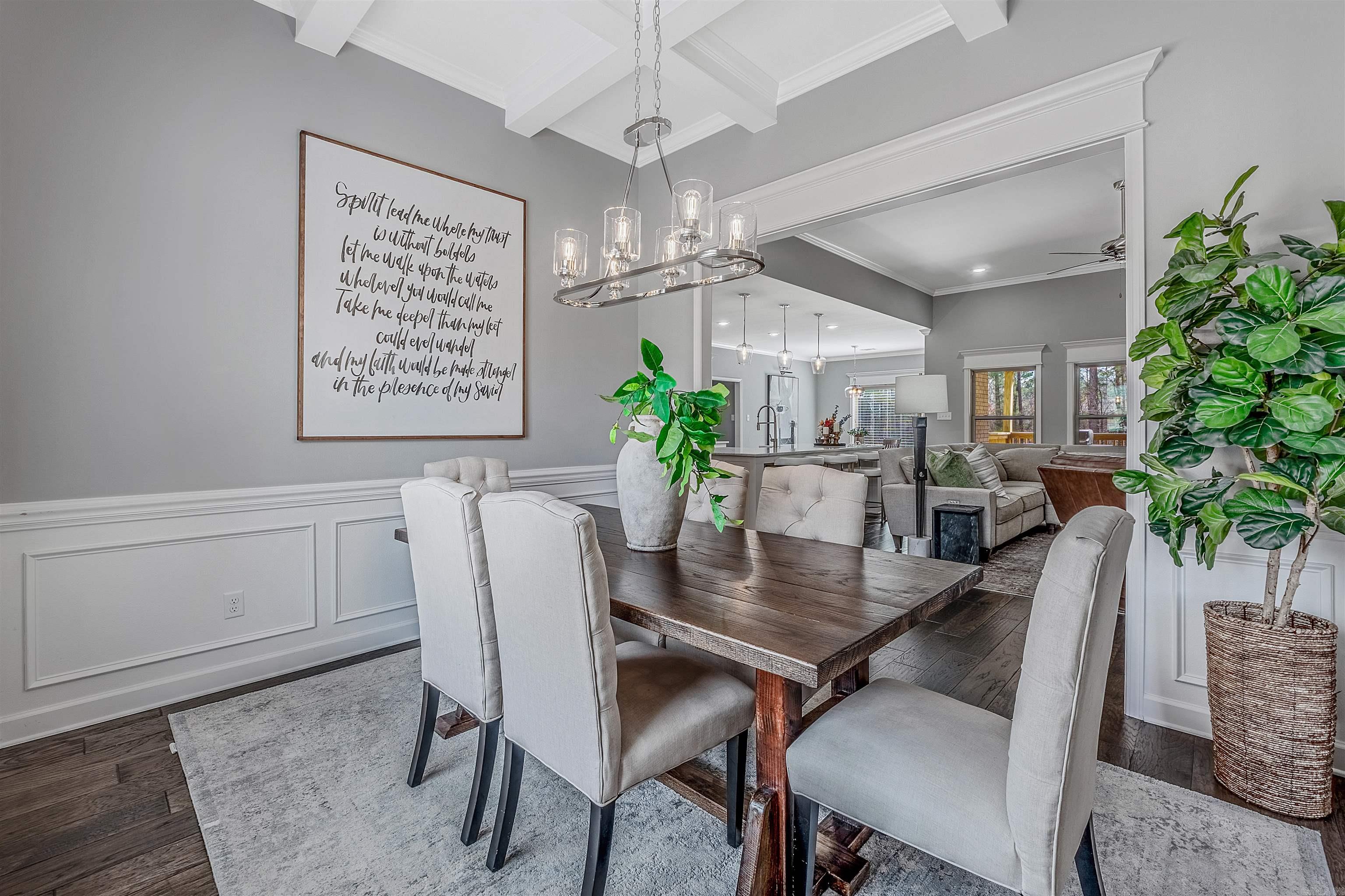 15611 Scenic Point Dr  North Little Rock, AR