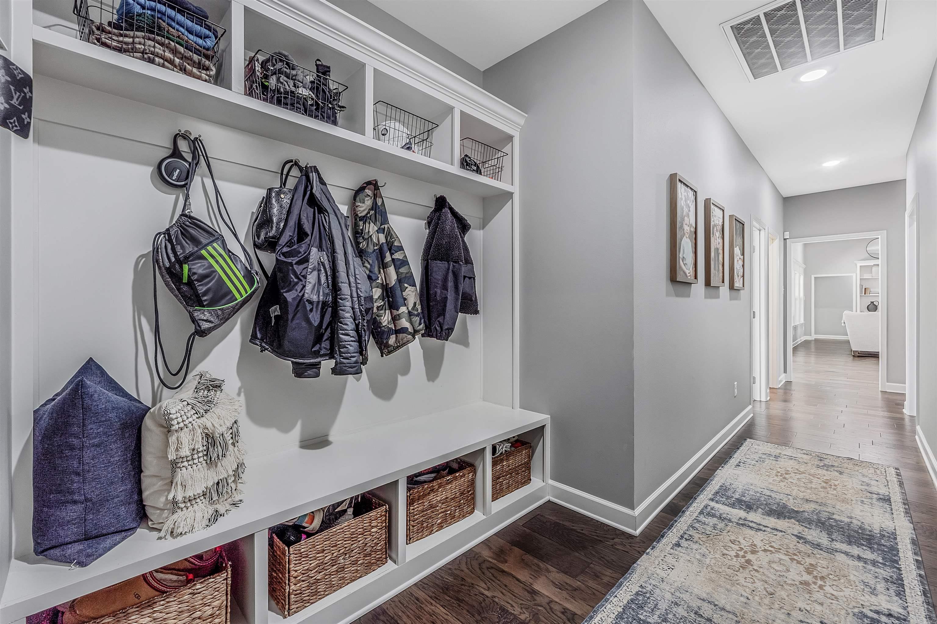 15611 Scenic Point Dr  North Little Rock, AR