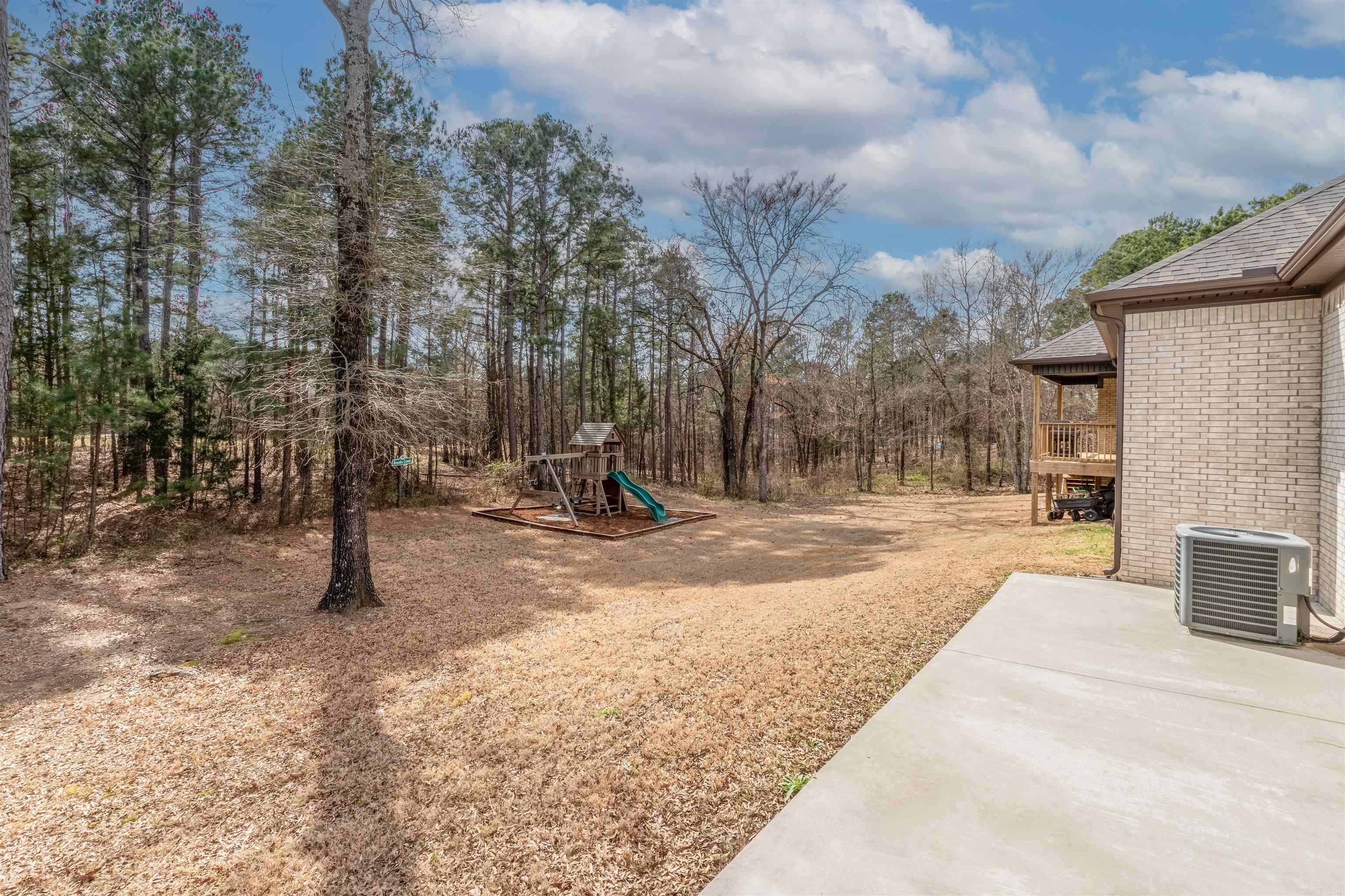 15611 Scenic Point Dr  North Little Rock, AR