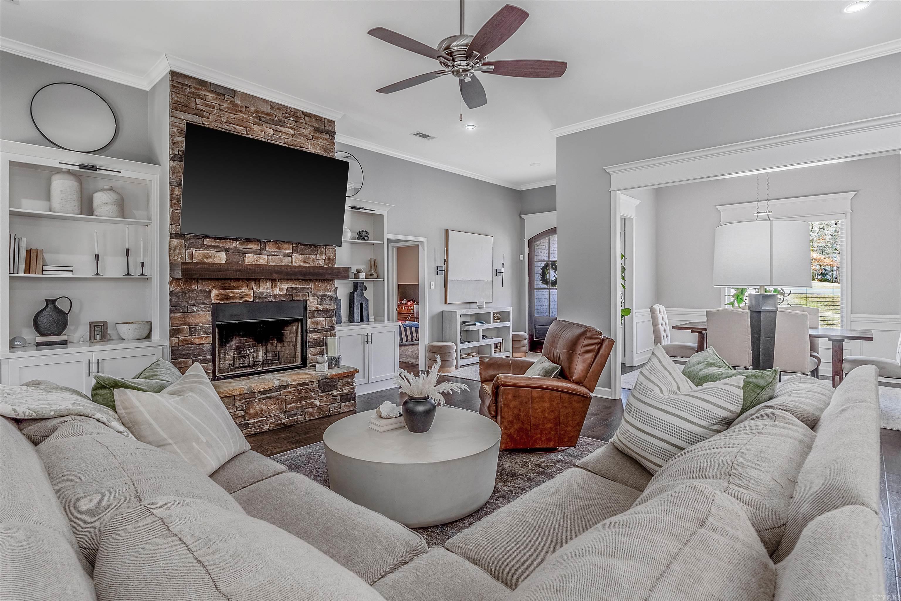 15611 Scenic Point Dr  North Little Rock, AR