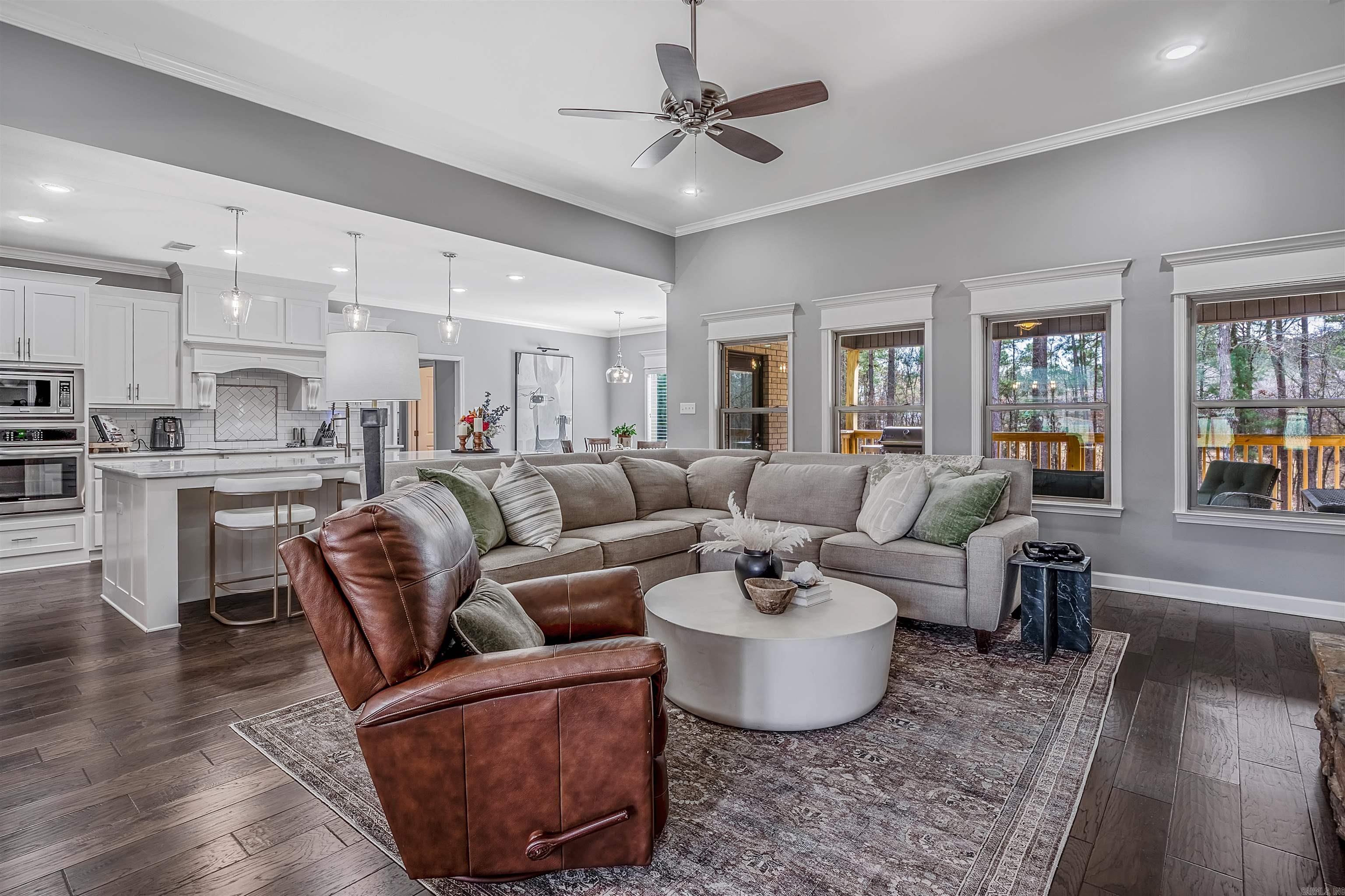 15611 Scenic Point Dr  North Little Rock, AR