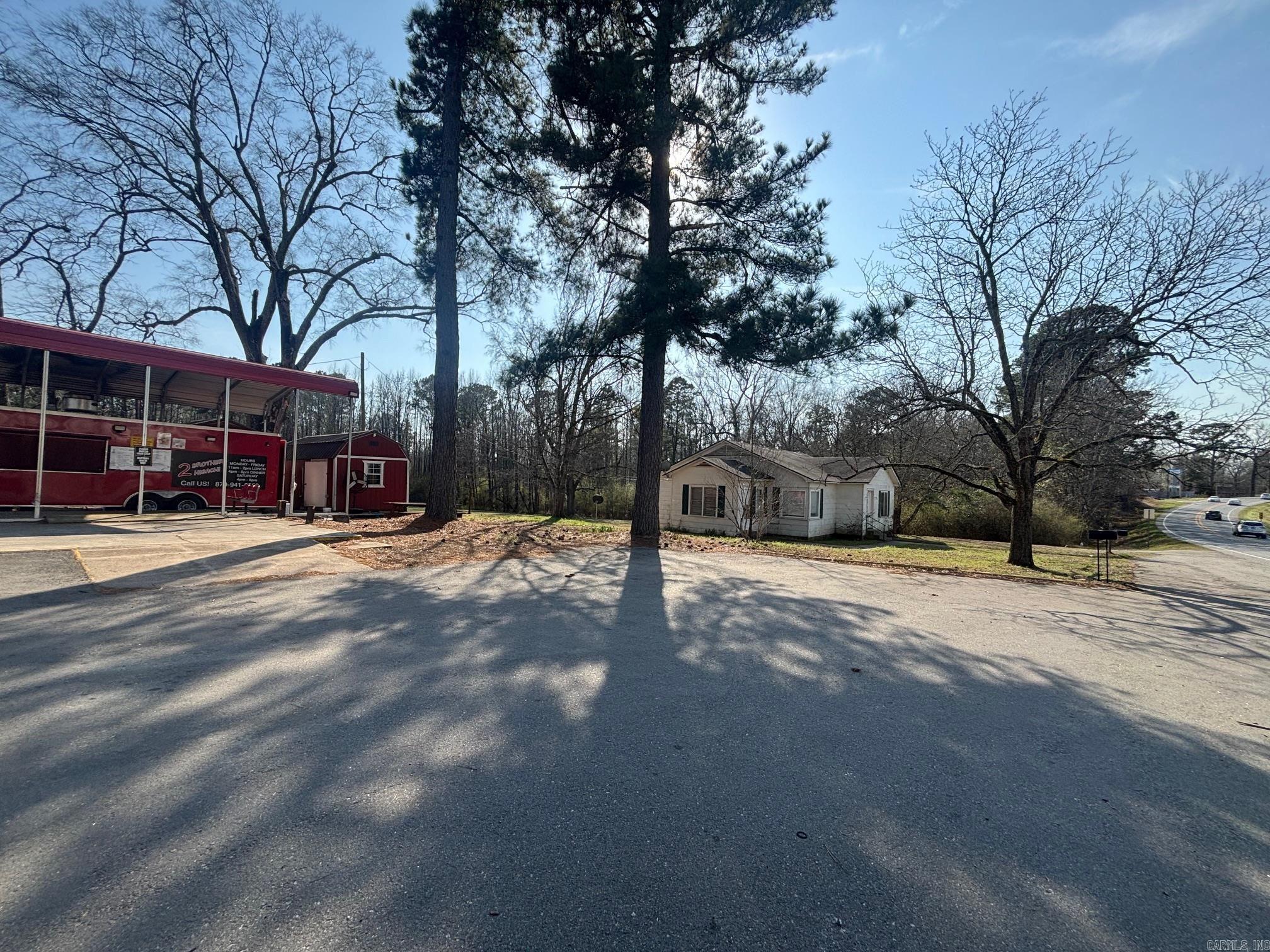 411 W Center  Sheridan, AR