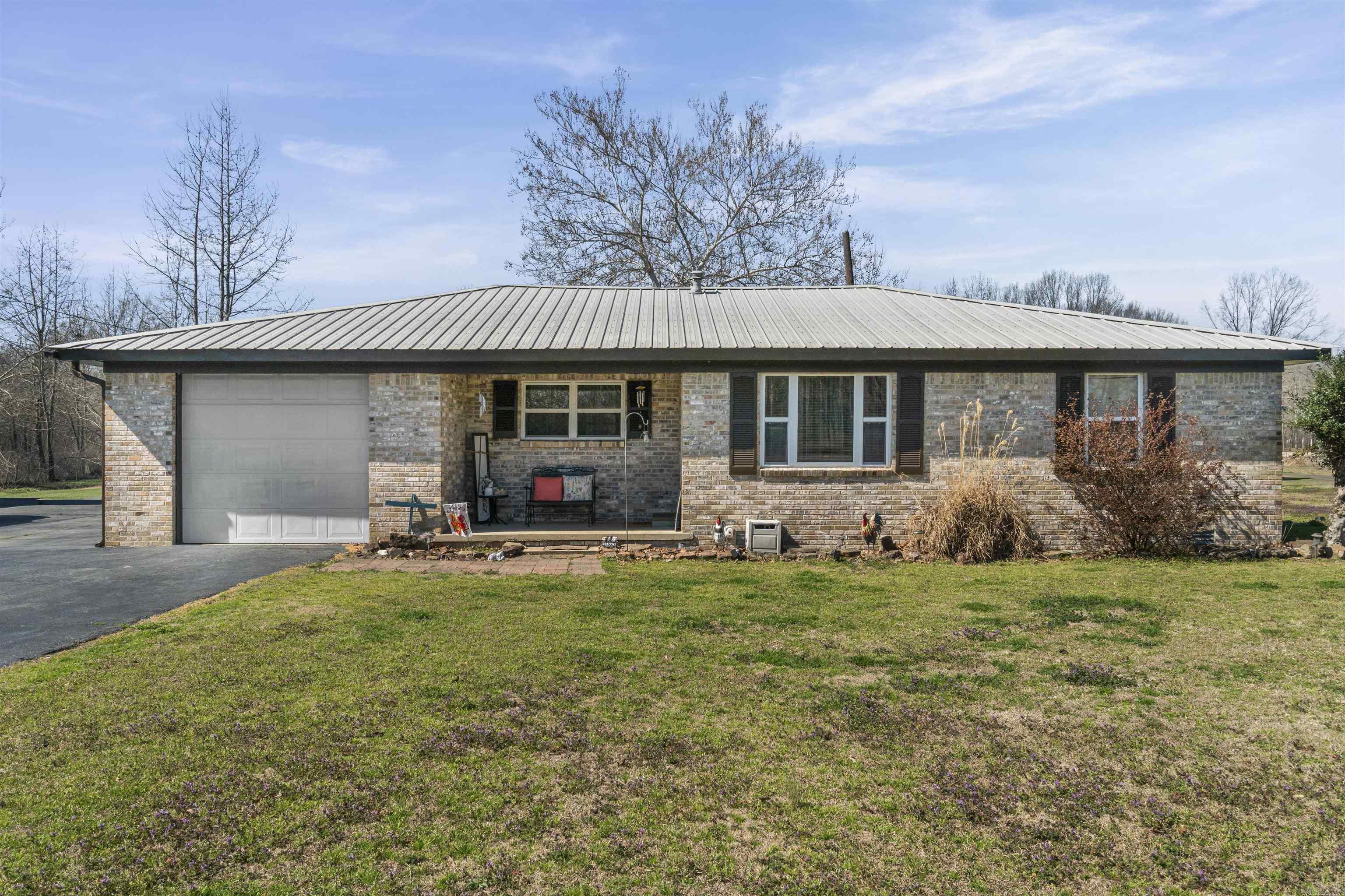 3808 Highway 15 N  Lonoke, AR