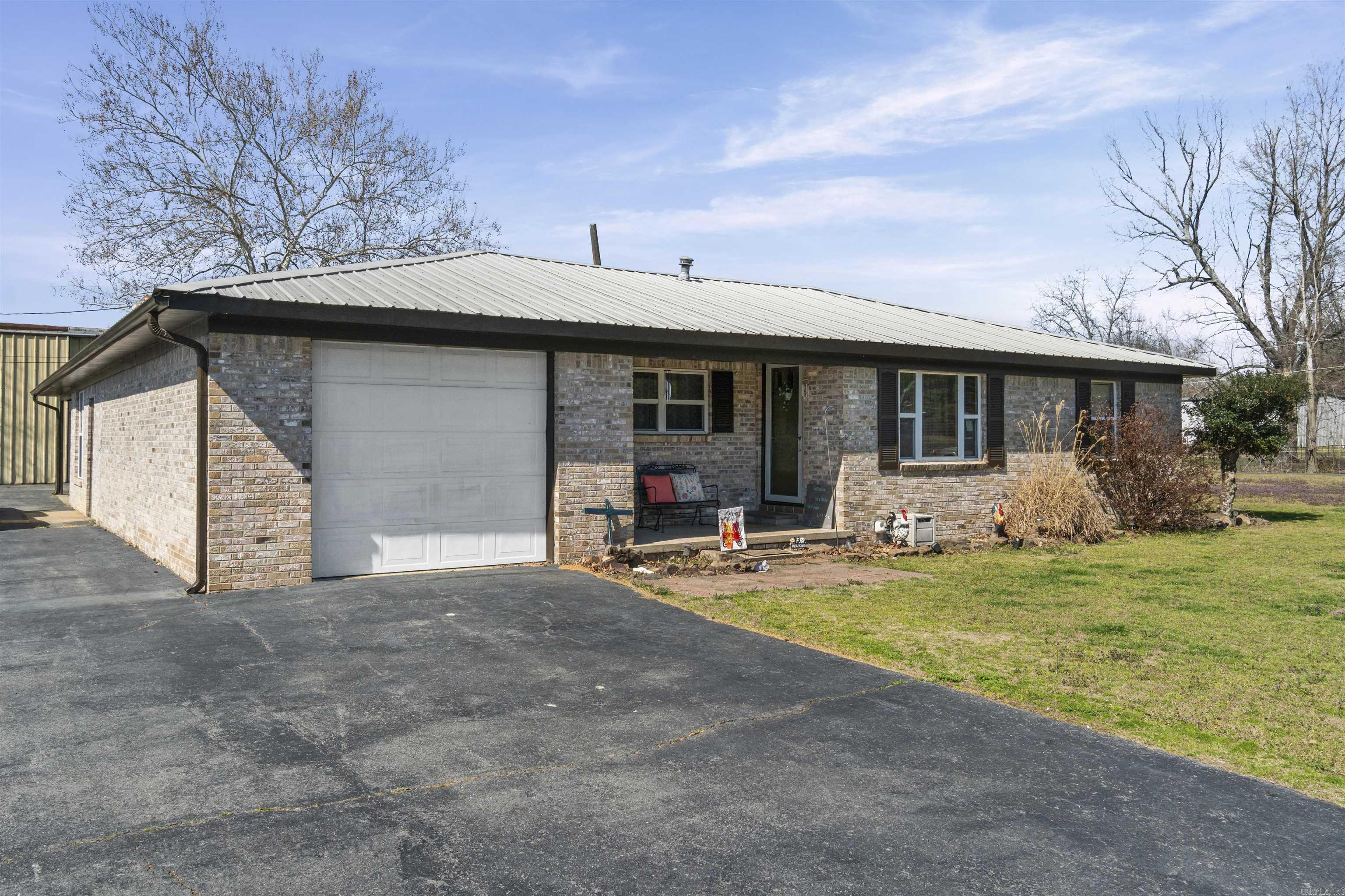 3808 Highway 15 N  Lonoke, AR