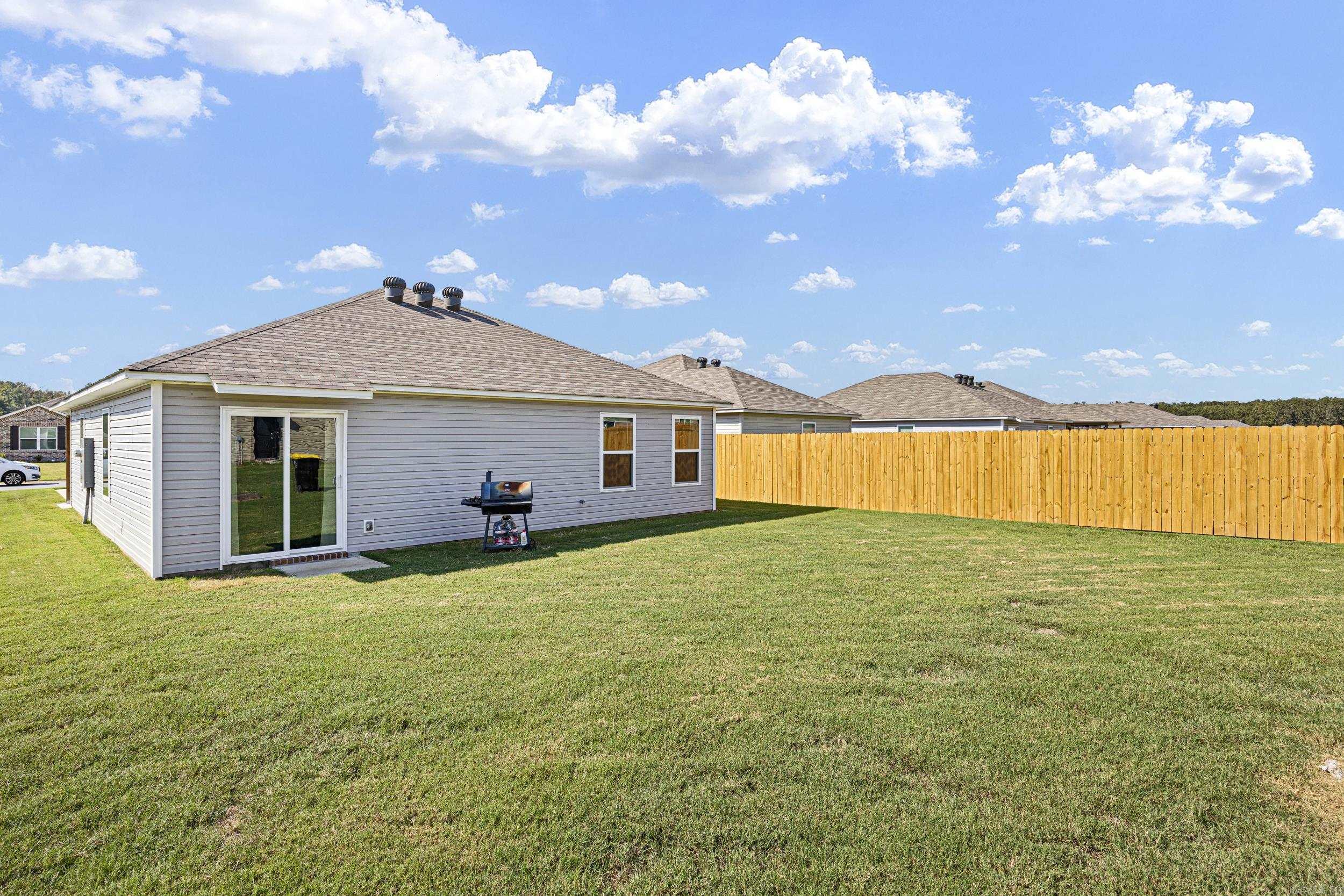 8 Candlelight  Conway, AR