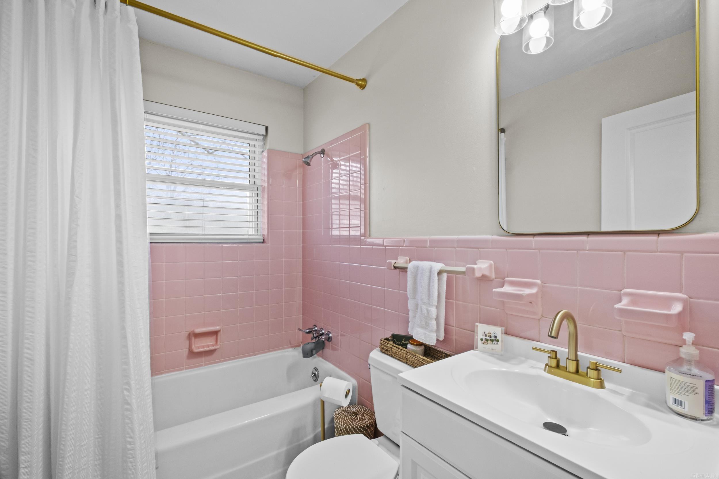 205 Kings Row  Little Rock, AR