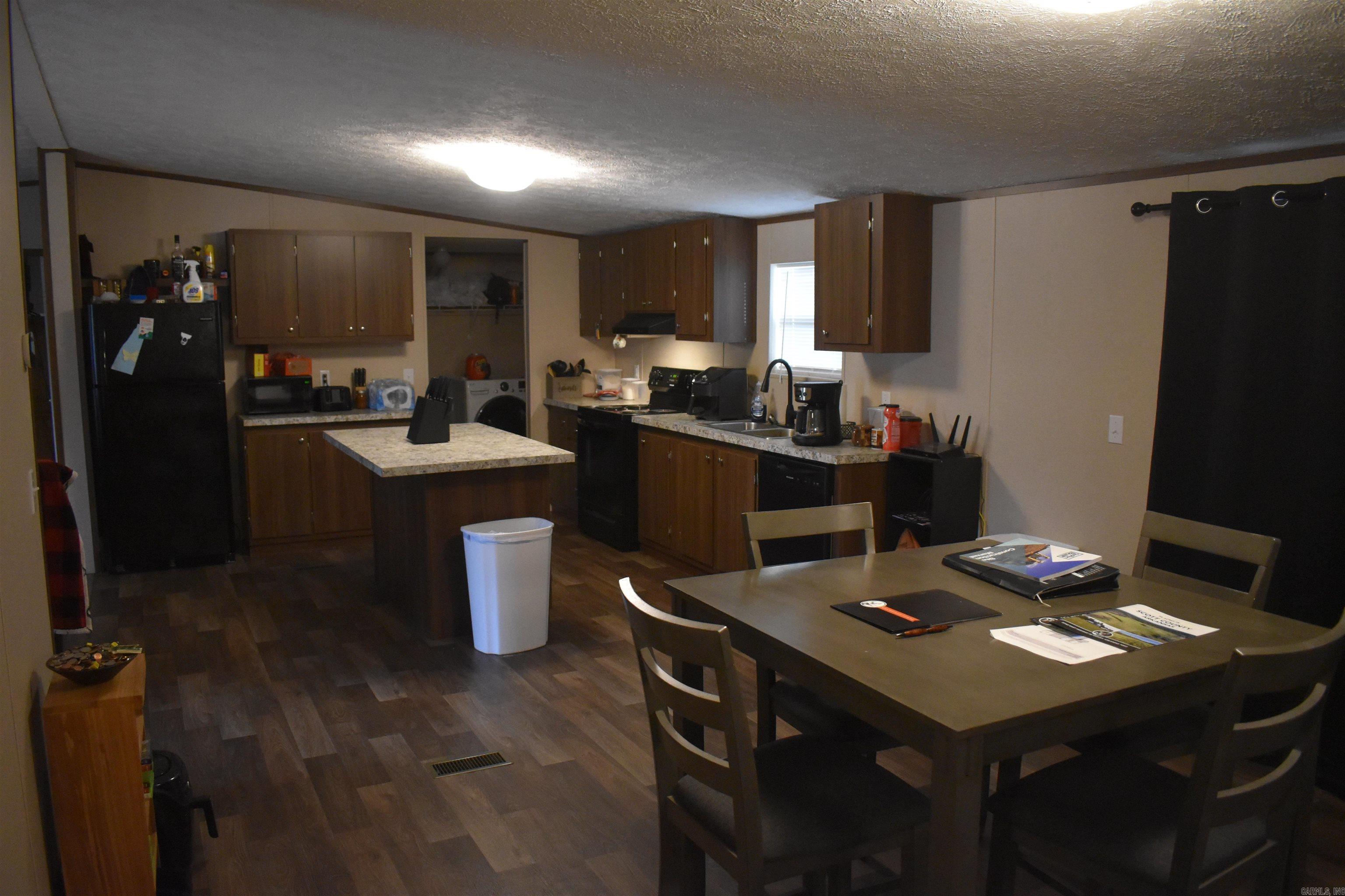 24405 Highway 80  Danville, AR