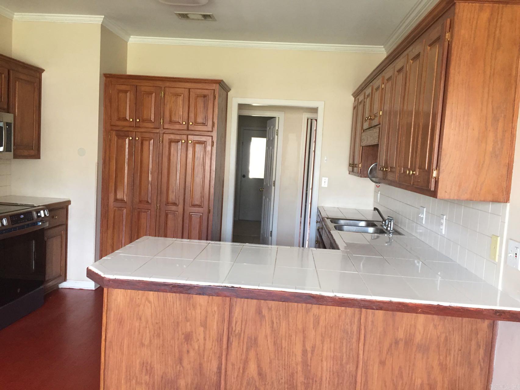 117 Grizzly Bear Rd.  White Hall, AR