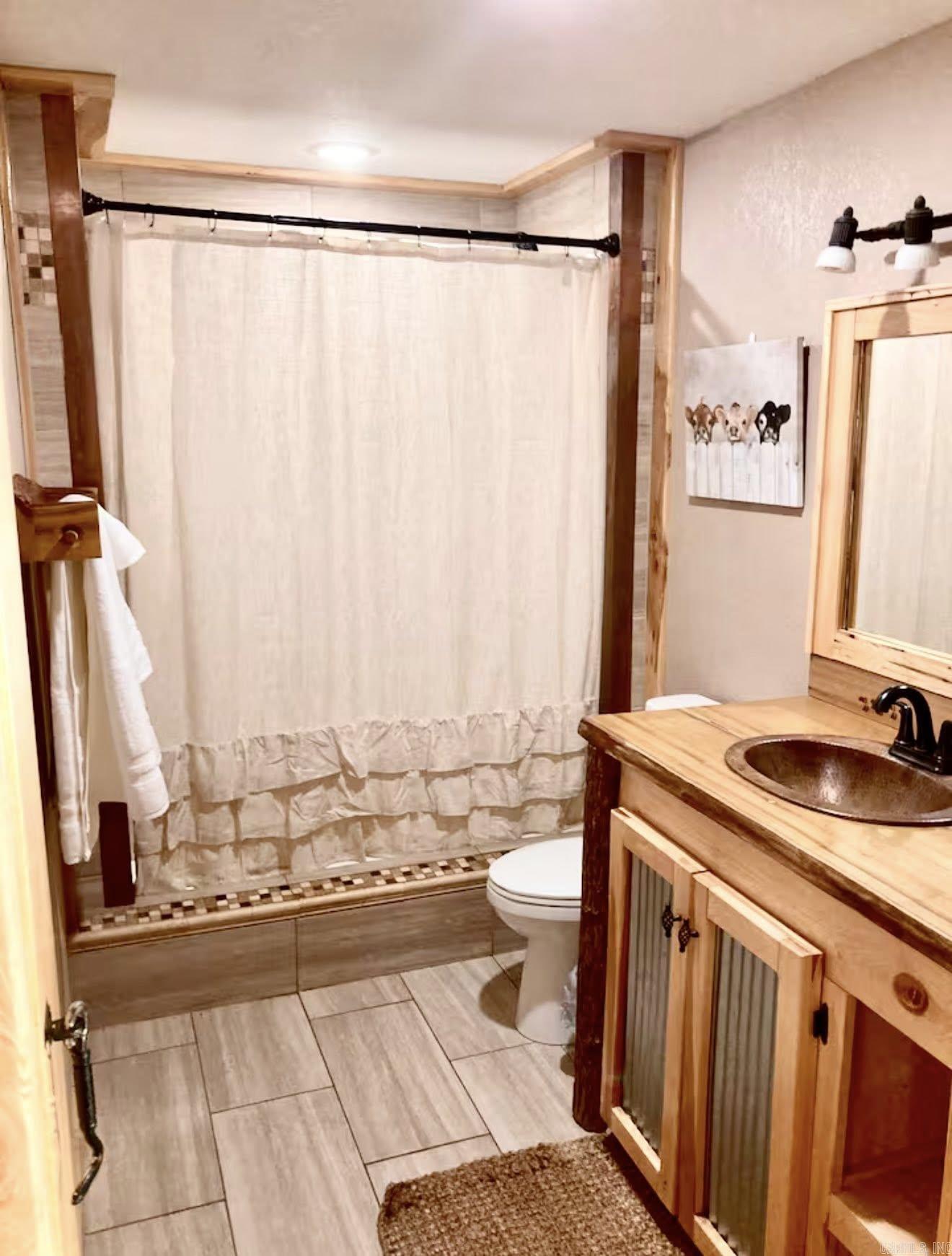 758 J Lynne Drive  Mountain View, AR