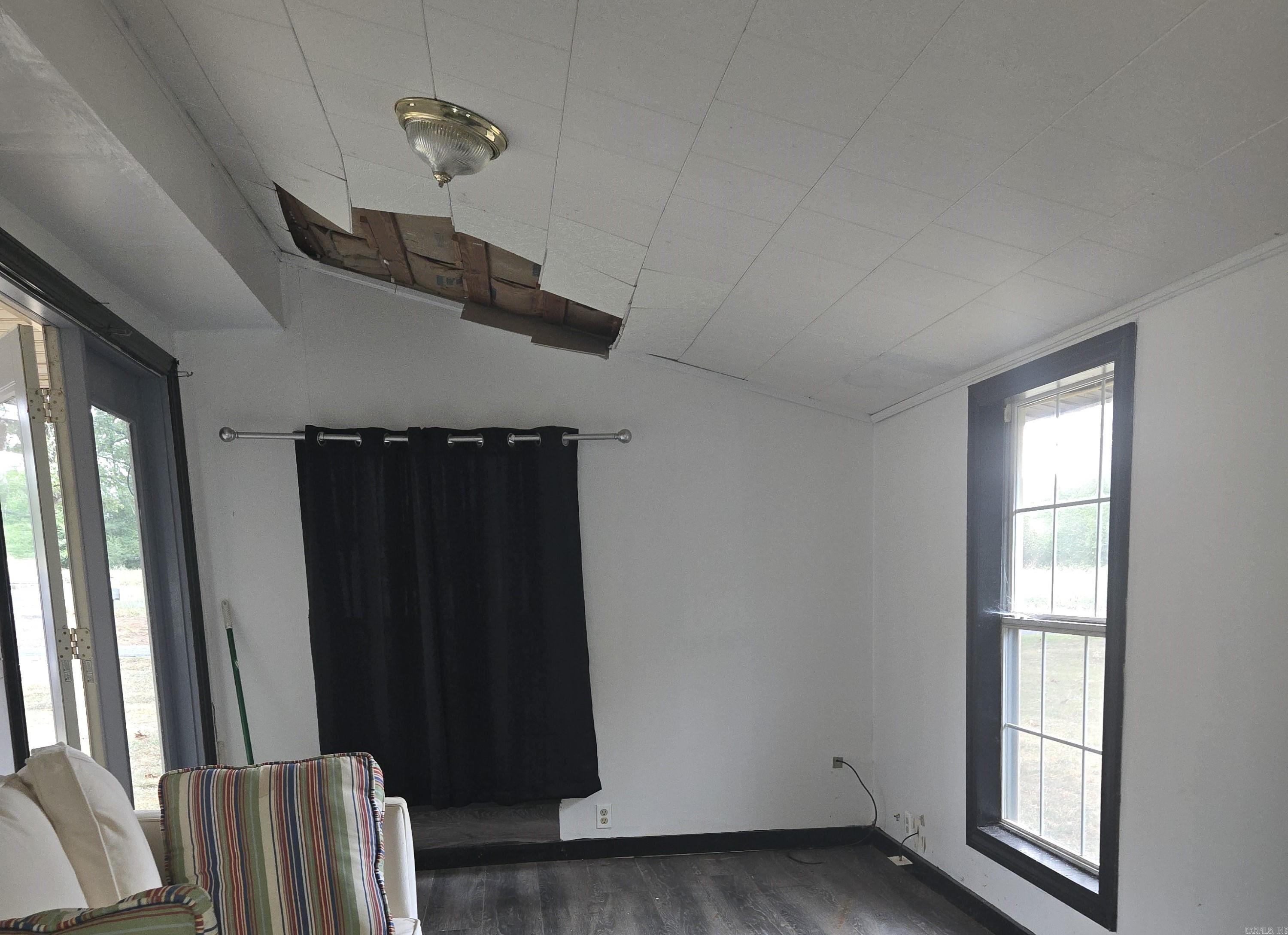 936 Cemetery  Clinton, AR