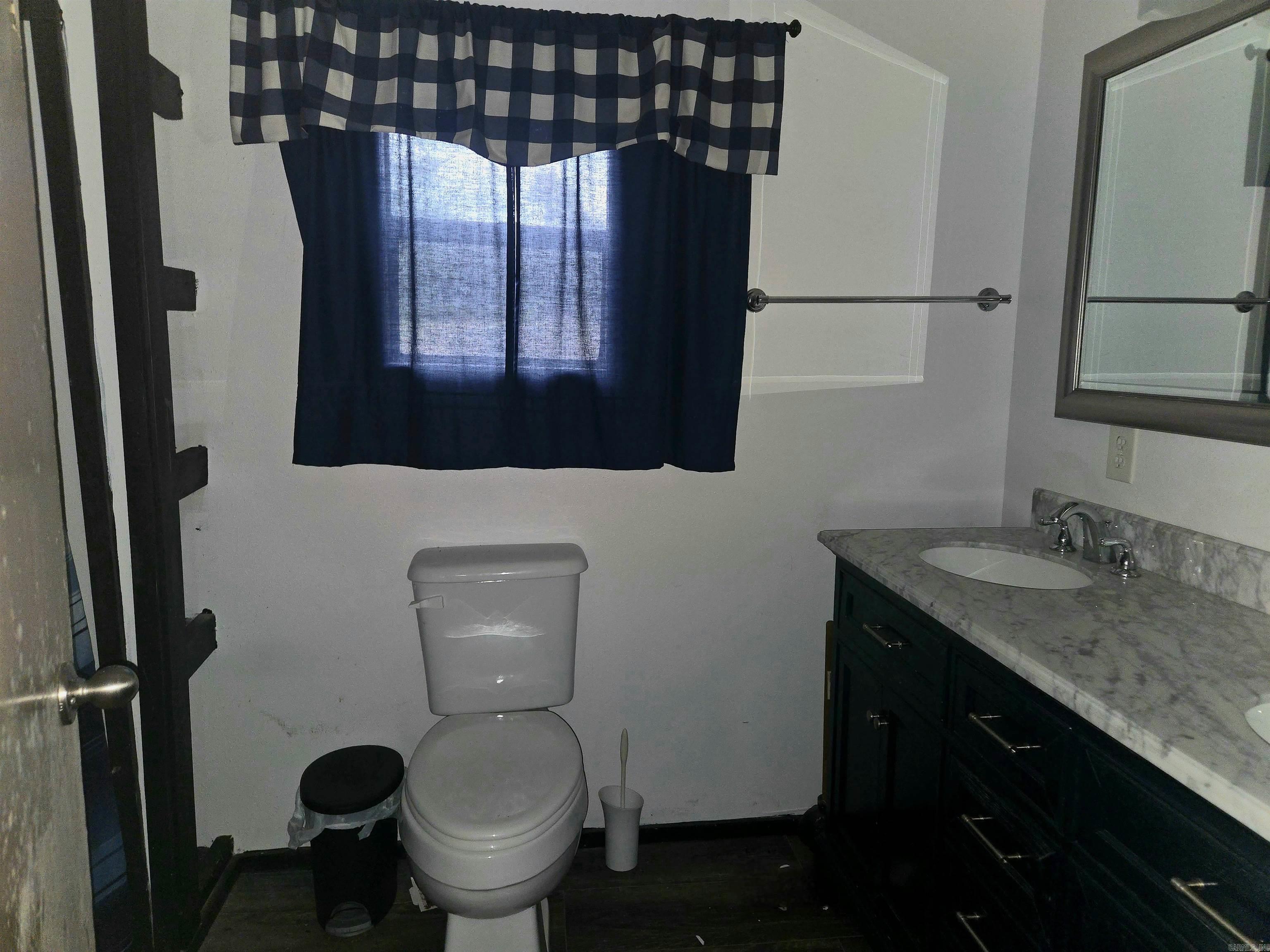 936 Cemetery  Clinton, AR