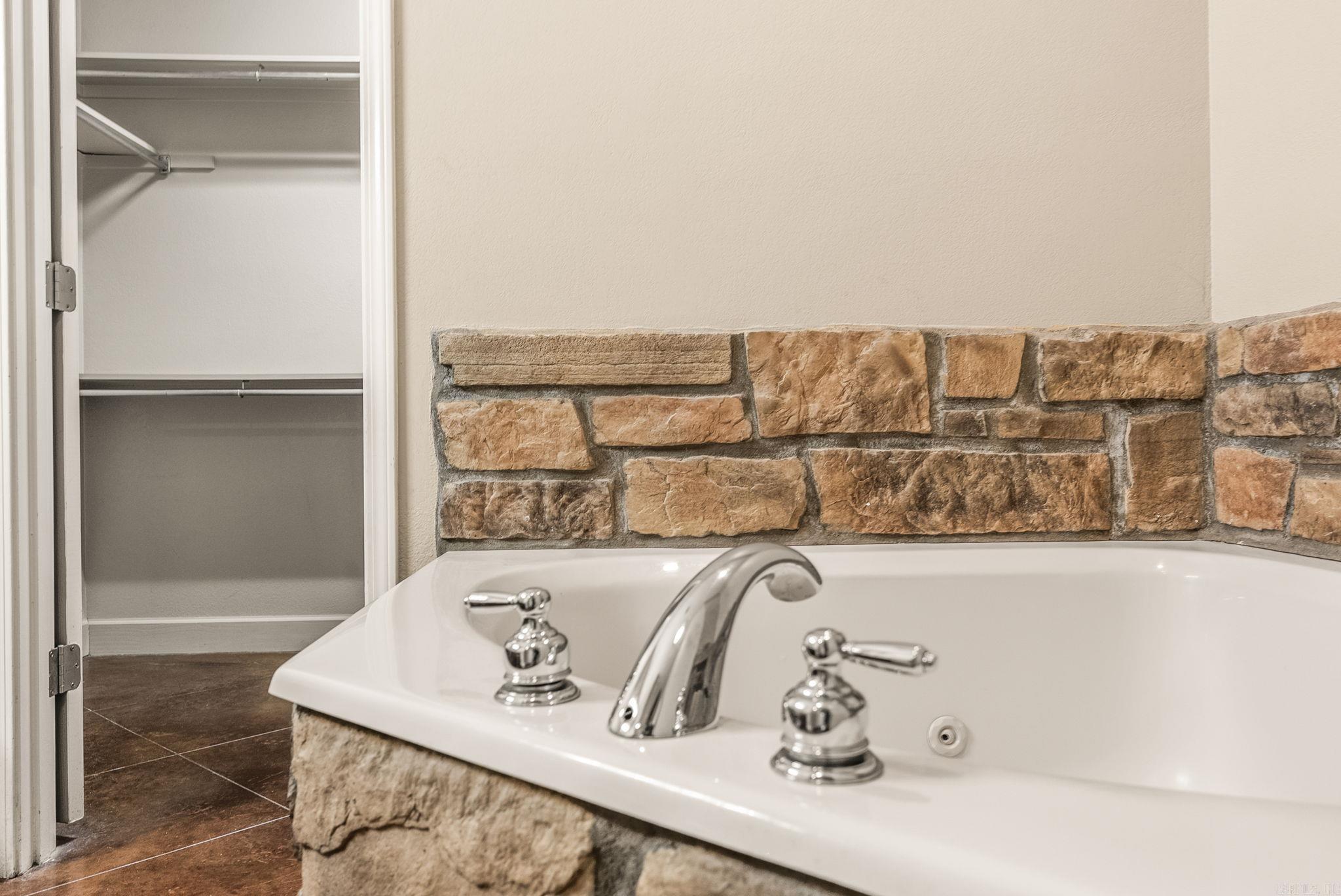 2730 Stone Wood Drive  Conway, AR