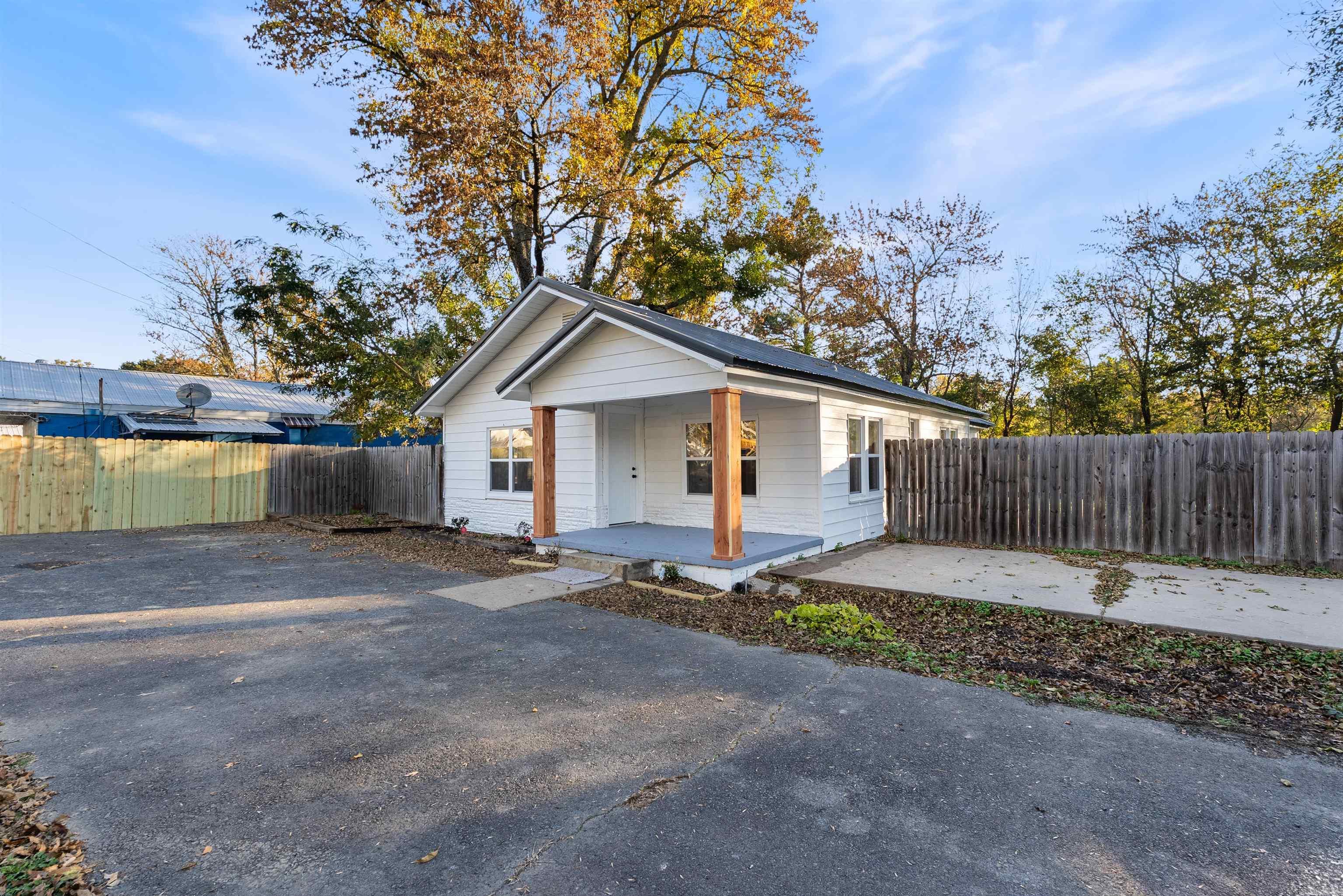 232 Highway 107  Enola, AR