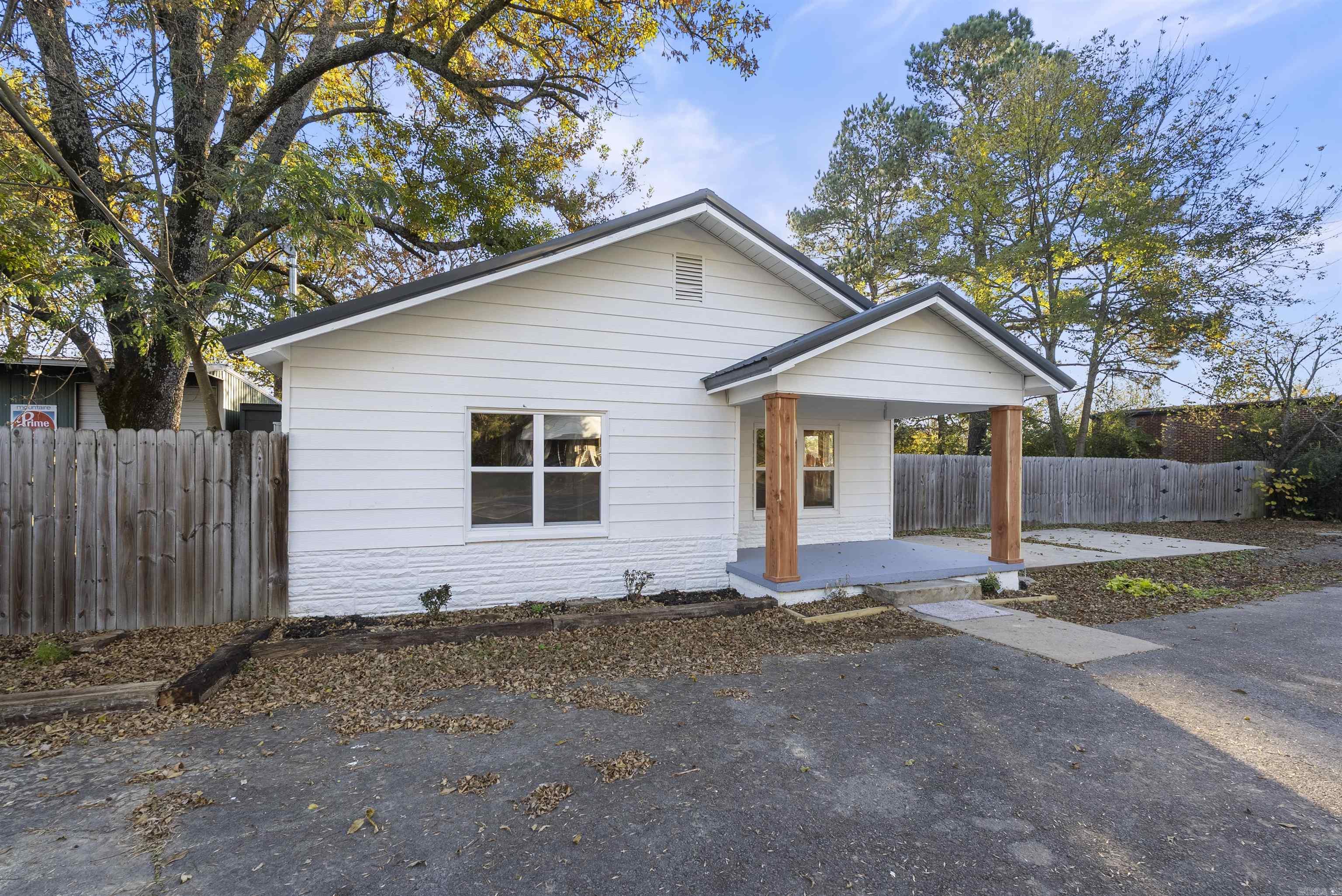 232 Highway 107  Enola, AR