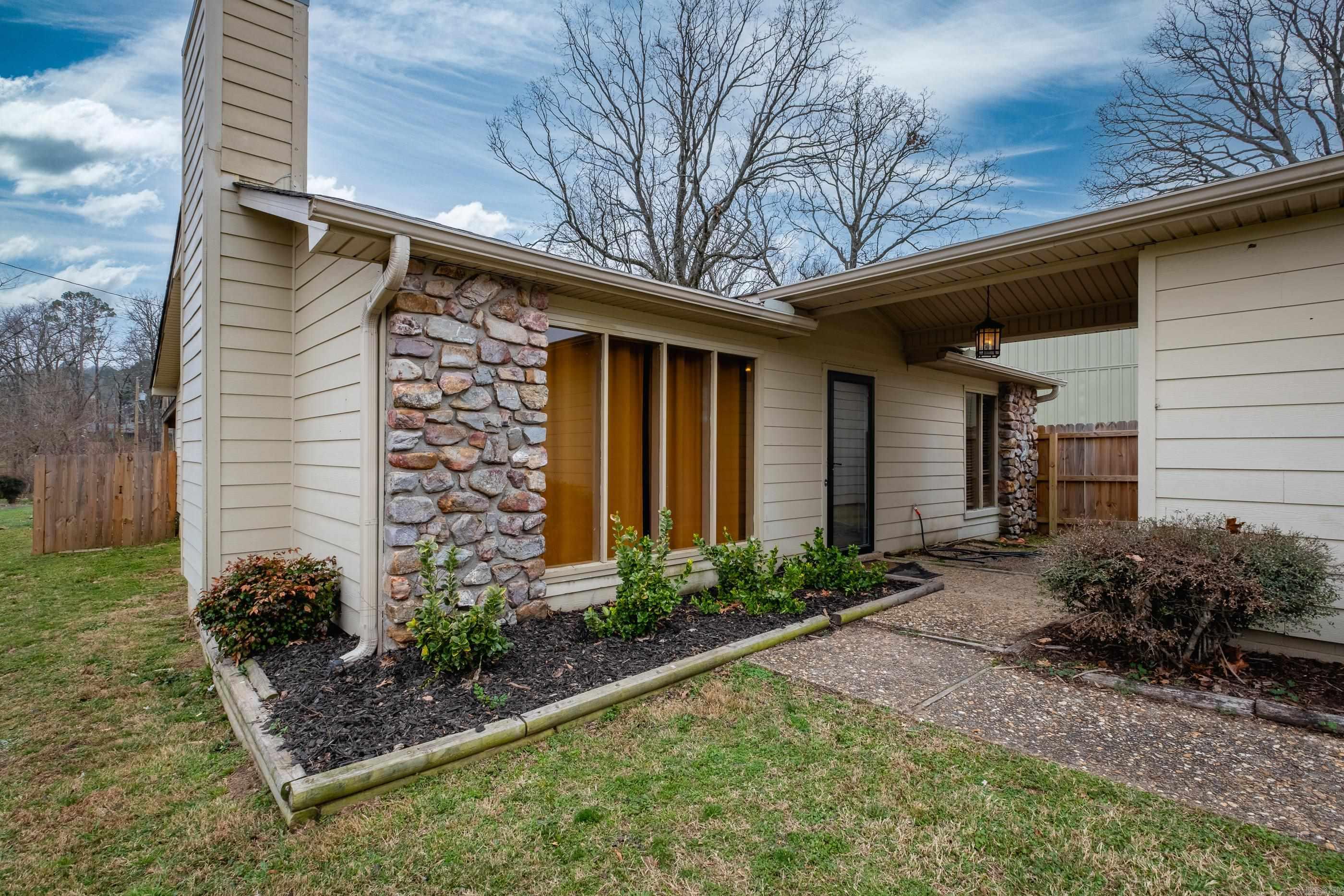 1511 Pickering  Little Rock, AR