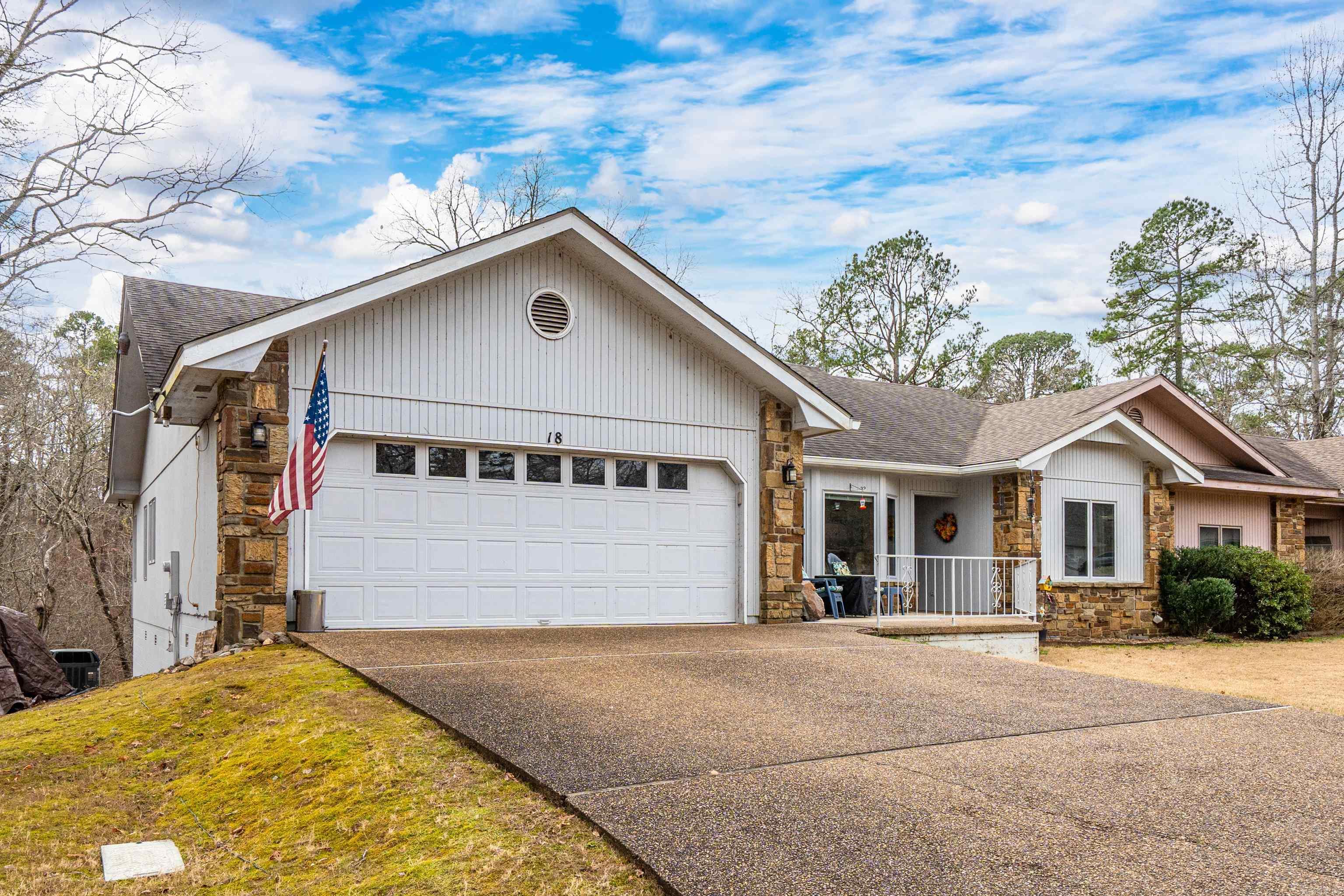 18 LANZA  Hot Springs Village, AR