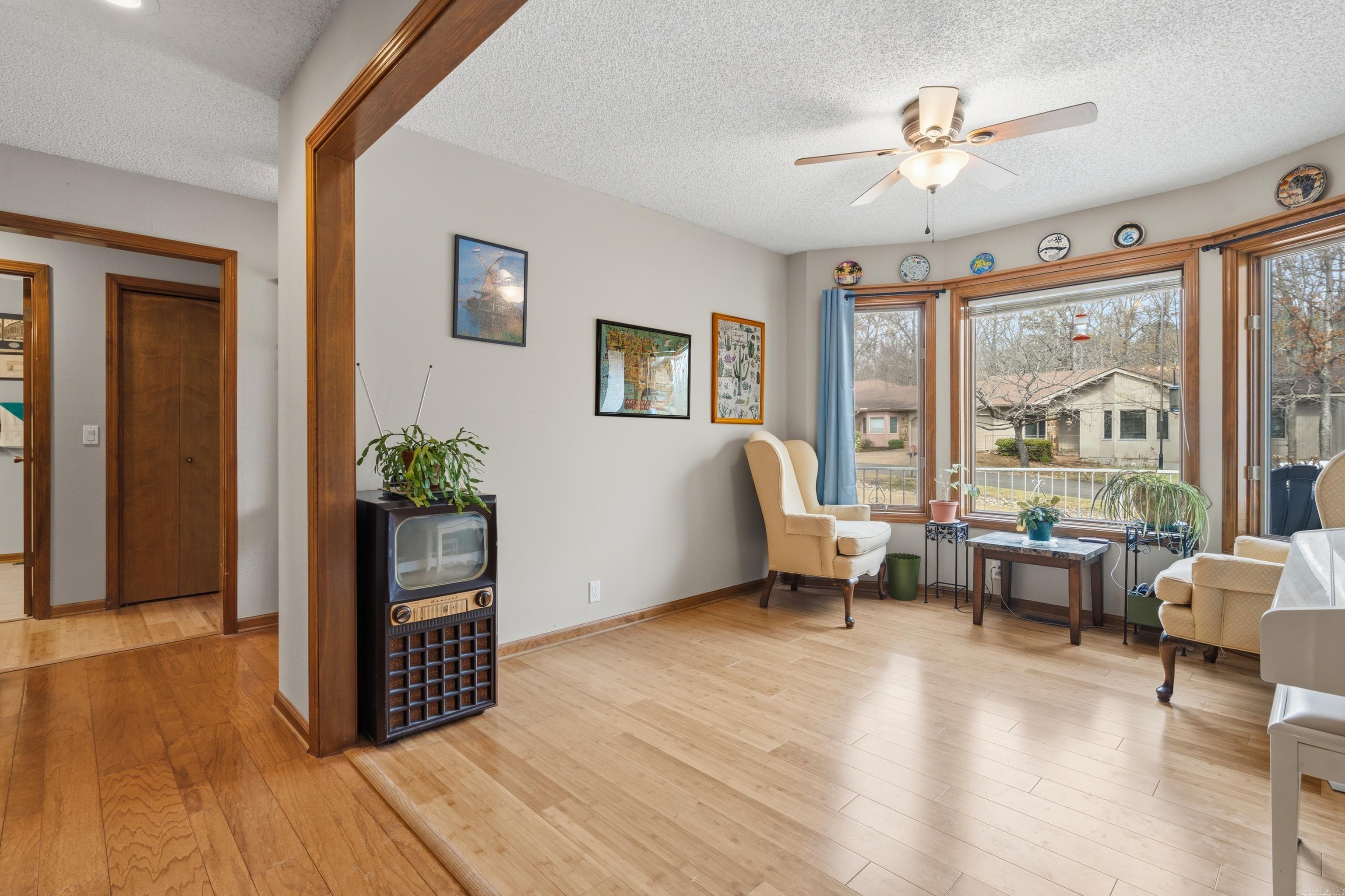 18 LANZA  Hot Springs Village, AR