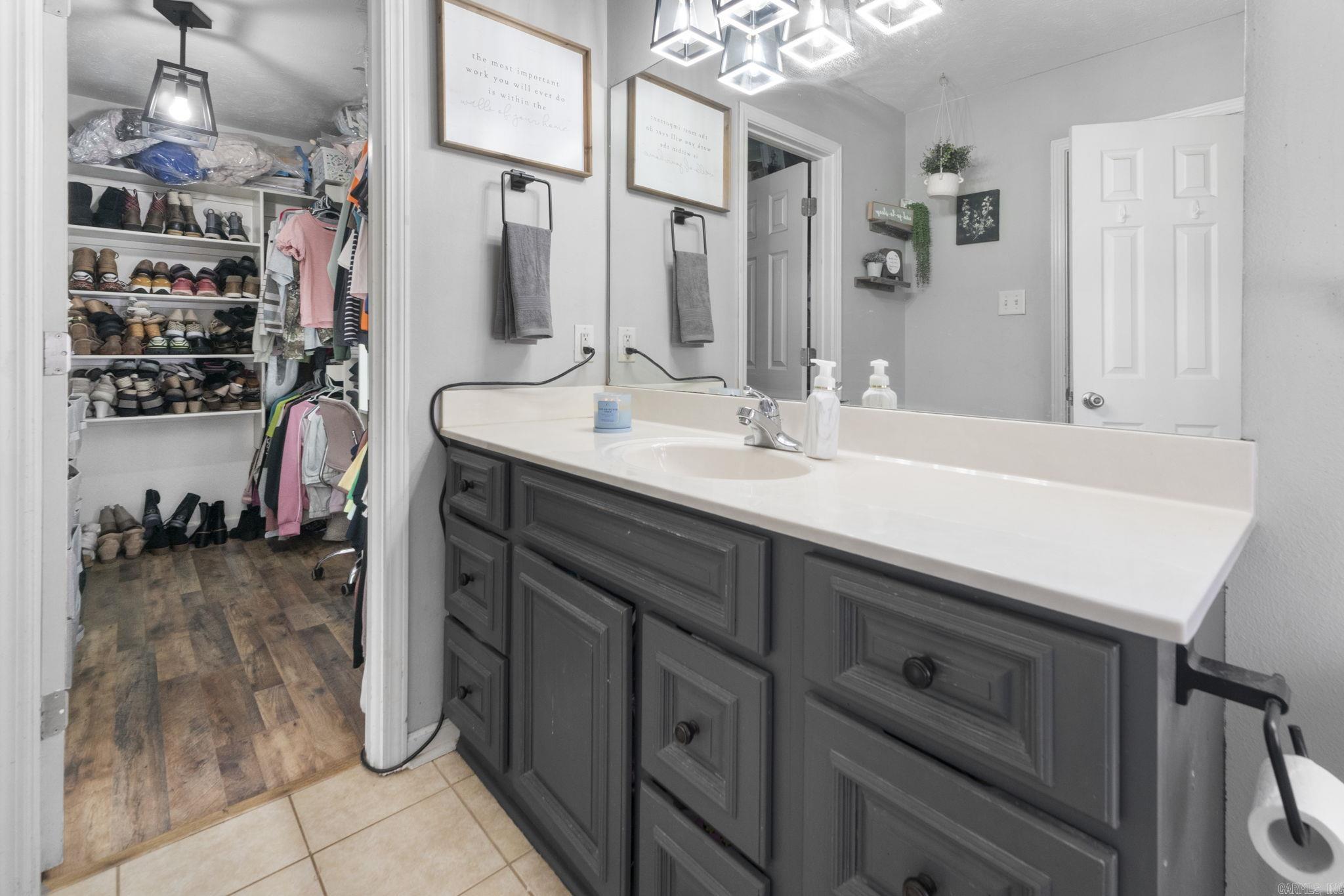 3 Stonewall  Greenbrier, AR