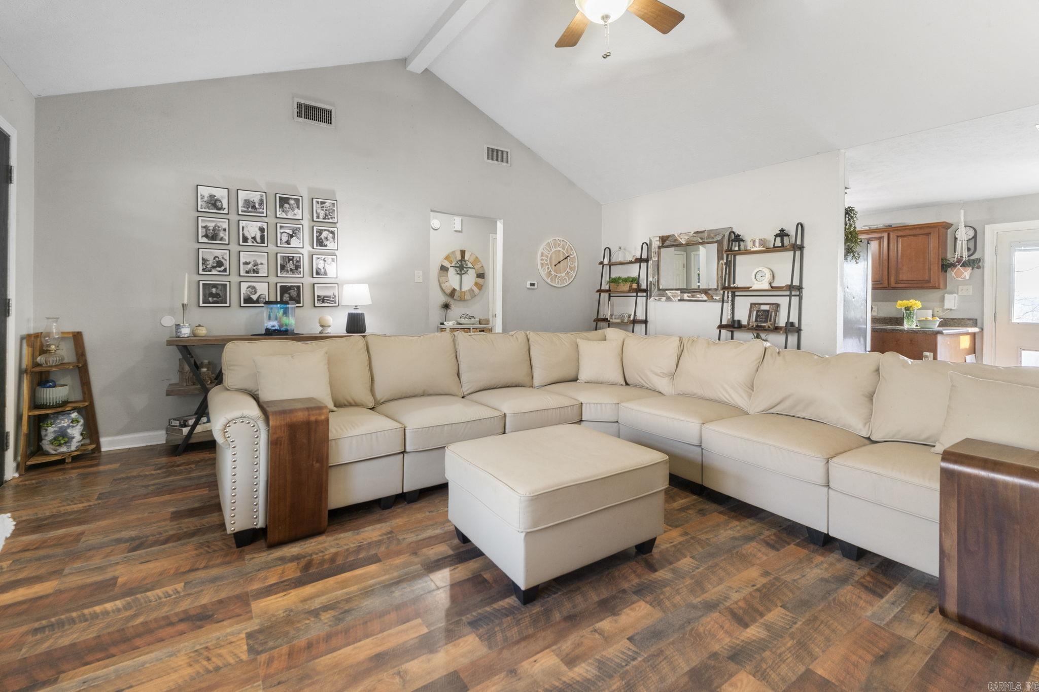 3 Stonewall  Greenbrier, AR