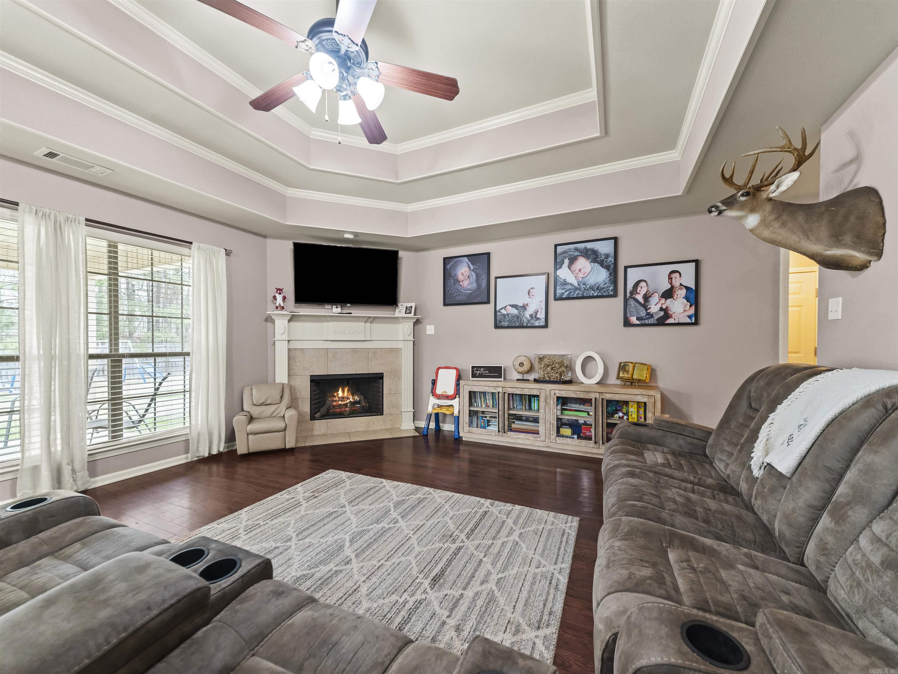 1815 Milburn Dr  Benton, AR