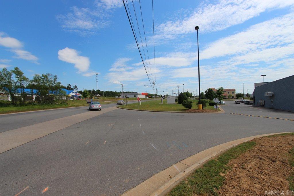 665 S Hogan Lane  Conway, AR