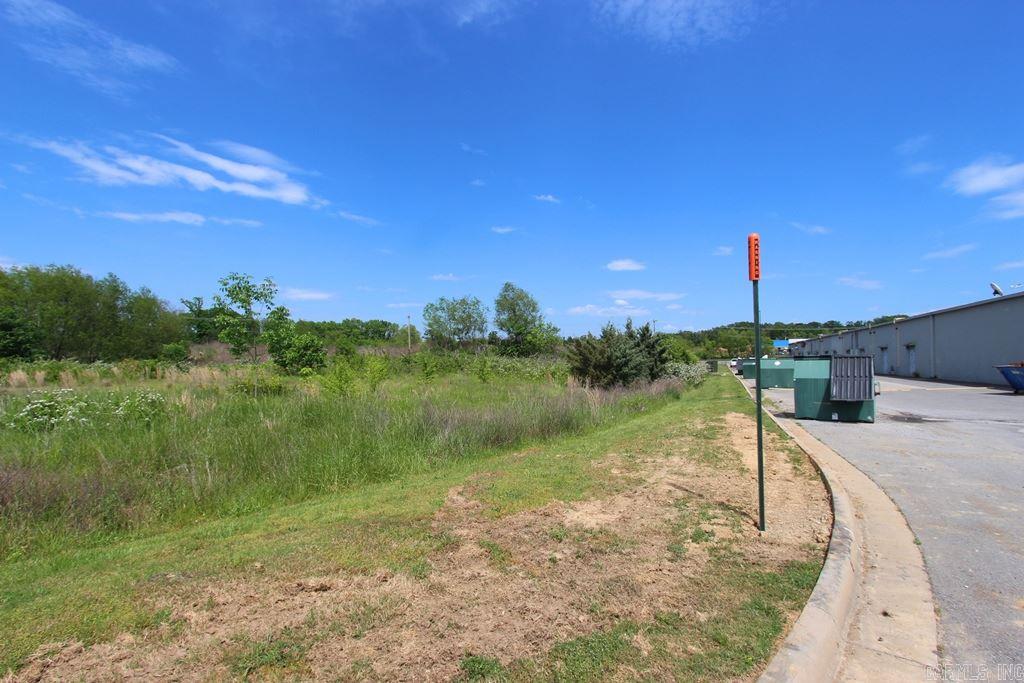 665 S Hogan Lane  Conway, AR