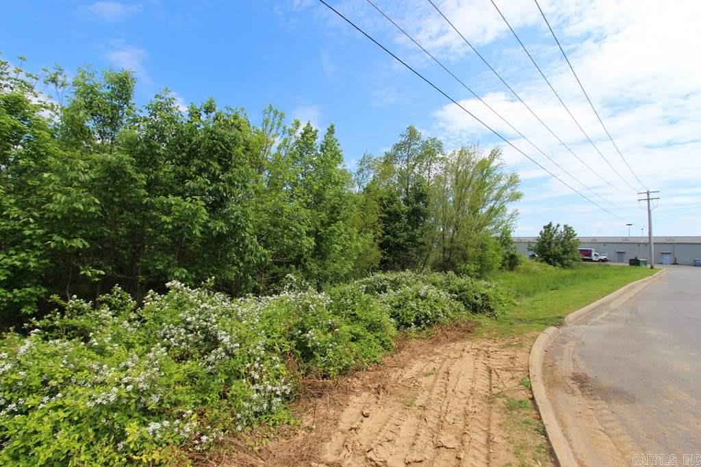 665 S Hogan Lane  Conway, AR