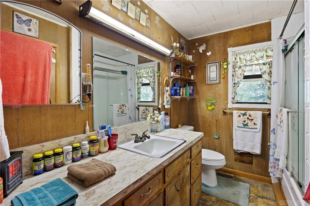 1440 N Shore Road  Atkins, AR