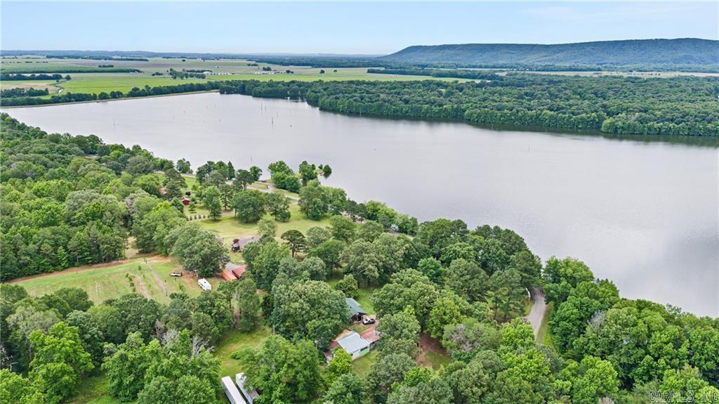 1440 N Shore Road  Atkins, AR