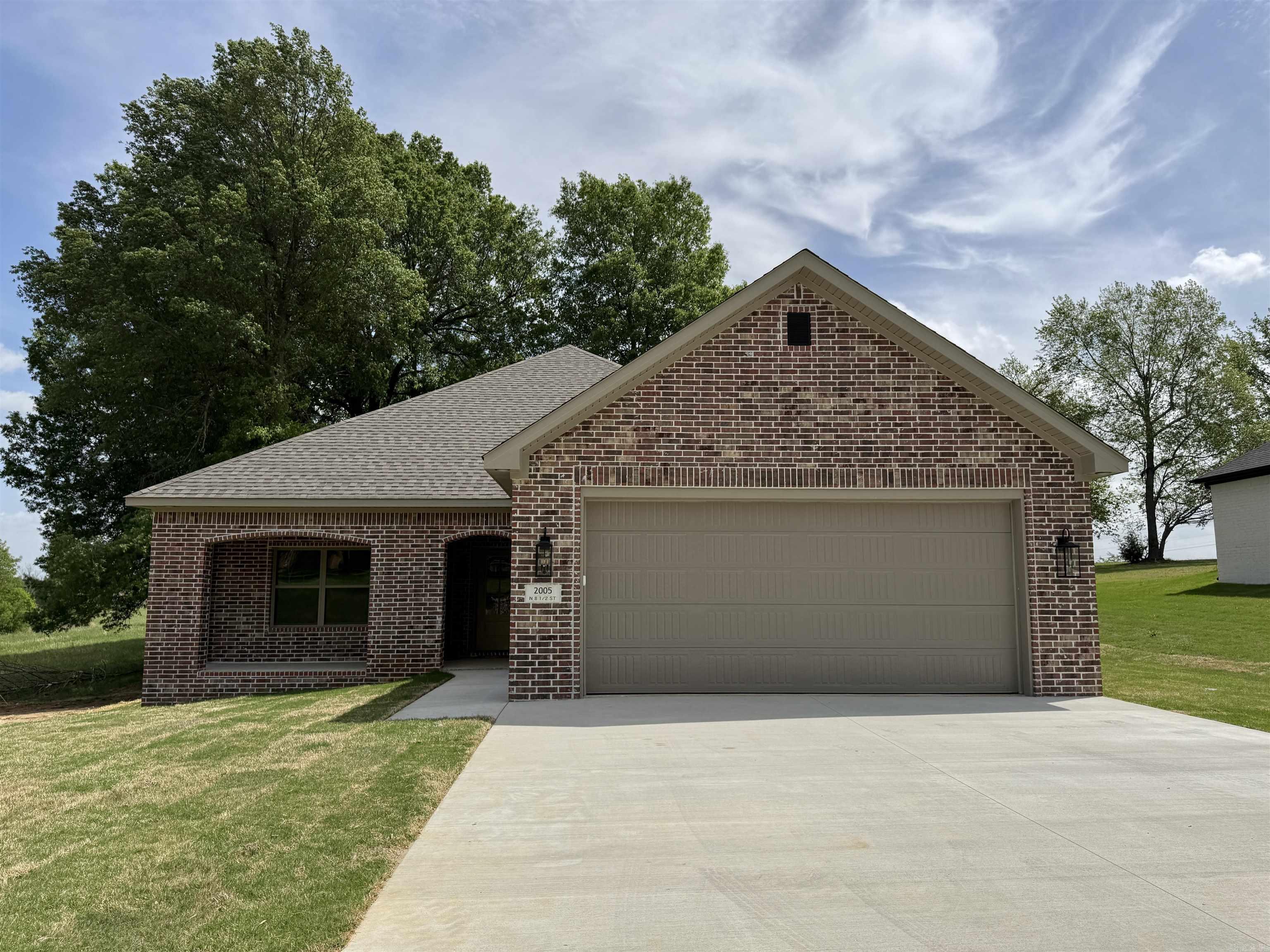 2005 N 8 1/2 Street  Paragould, AR