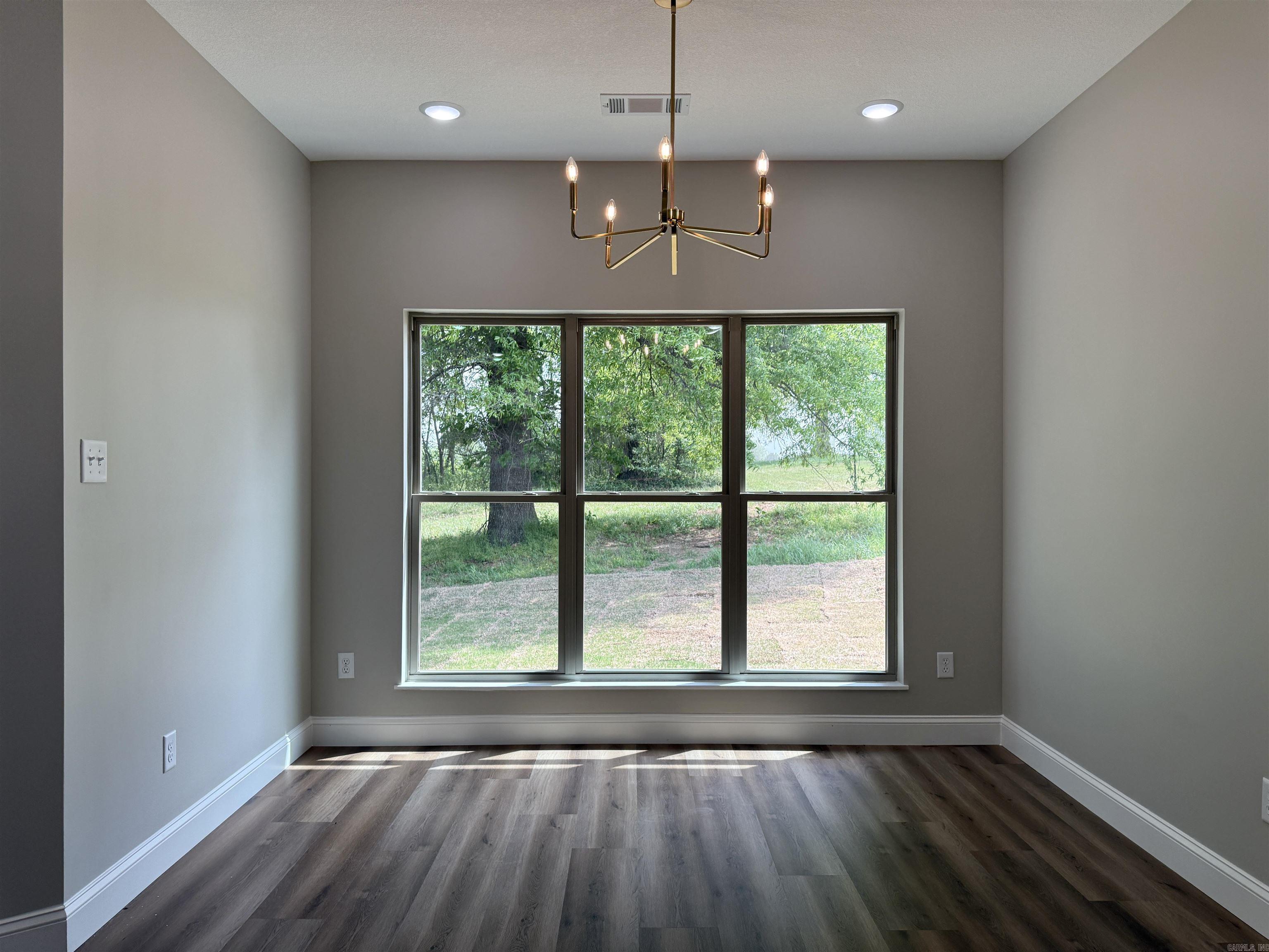 2005 N 8 1/2 Street  Paragould, AR