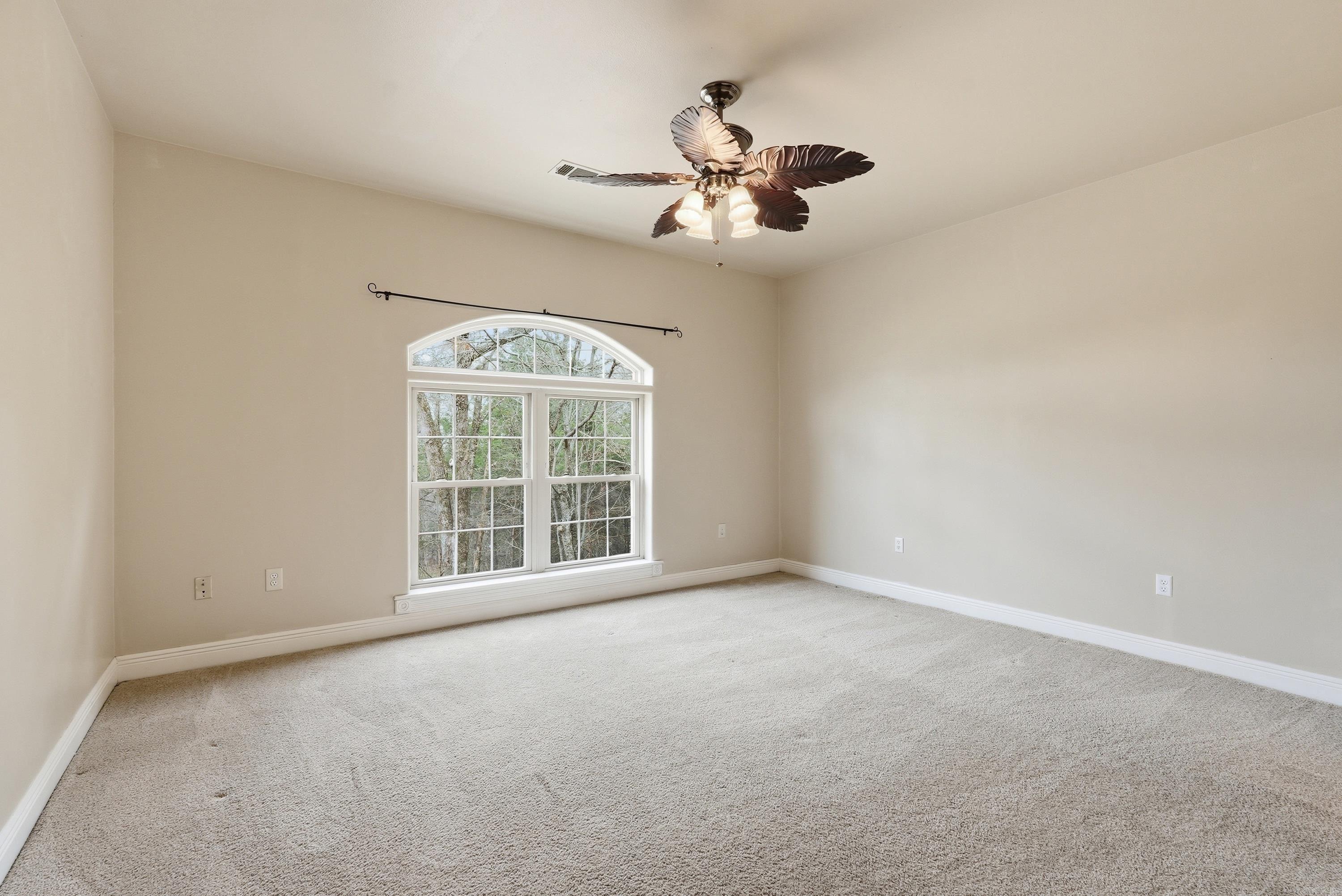 4 Robins Ridge Rd  Morrilton, AR