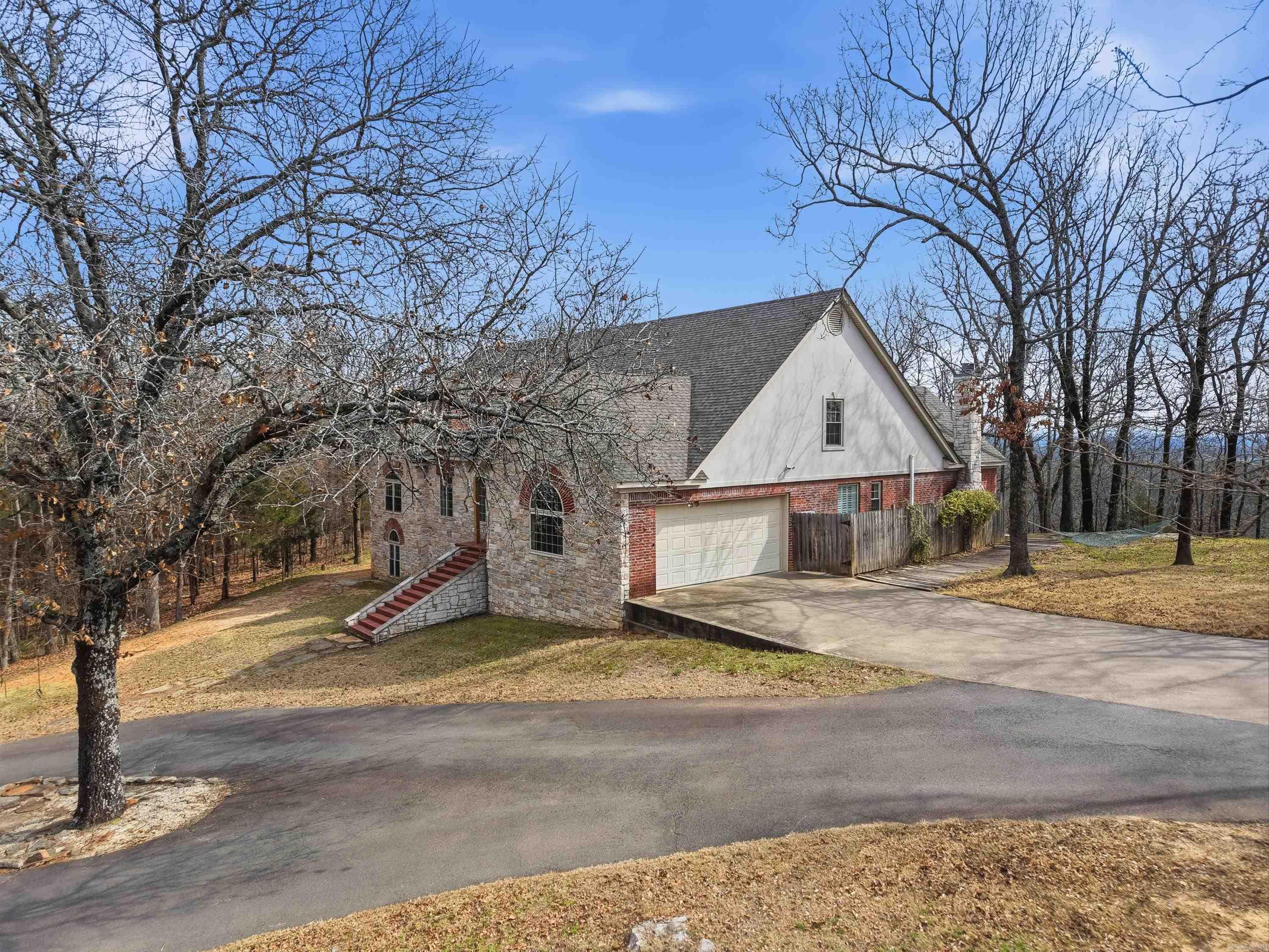 4 Robins Ridge Rd  Morrilton, AR