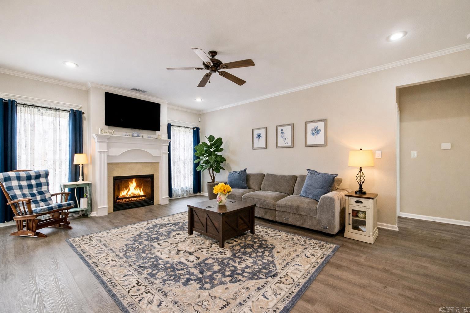 222 Pleasant Holly  Benton, AR